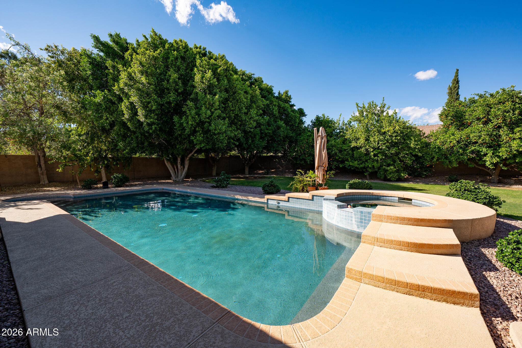 CALLE LEJOS ESTATES - Residential