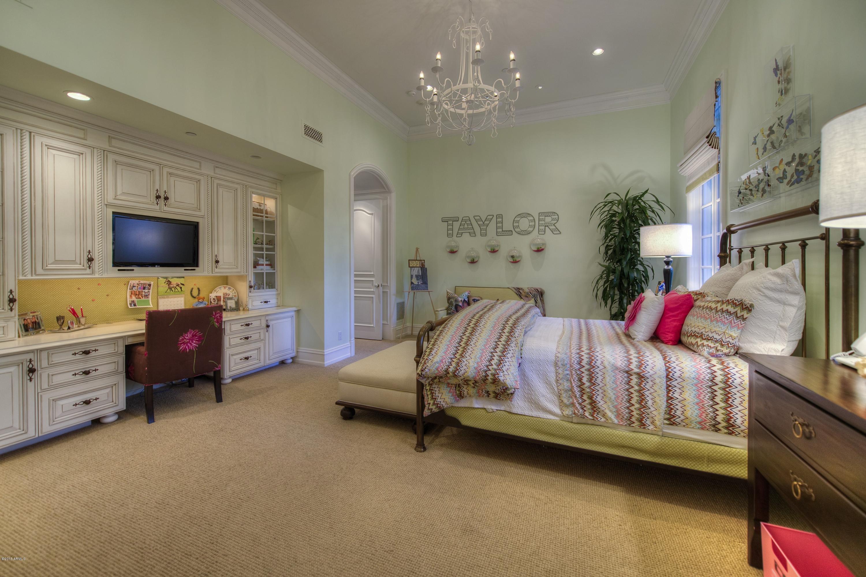 TILYOU RANCHITO LOT 1-6 - Residential