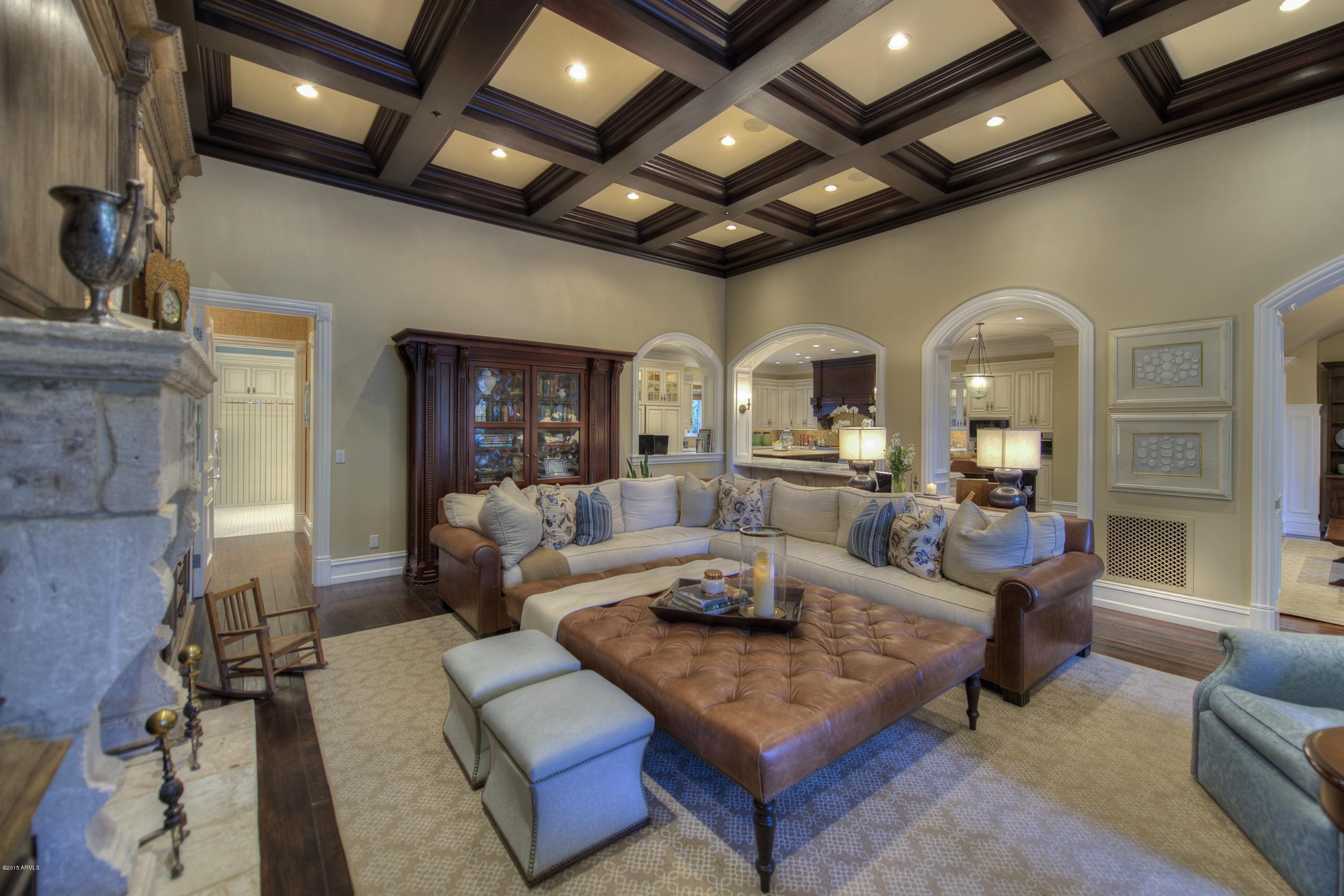 TILYOU RANCHITO LOT 1-6 - Residential