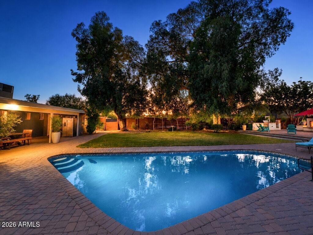 SHEA PARADISE - Residential