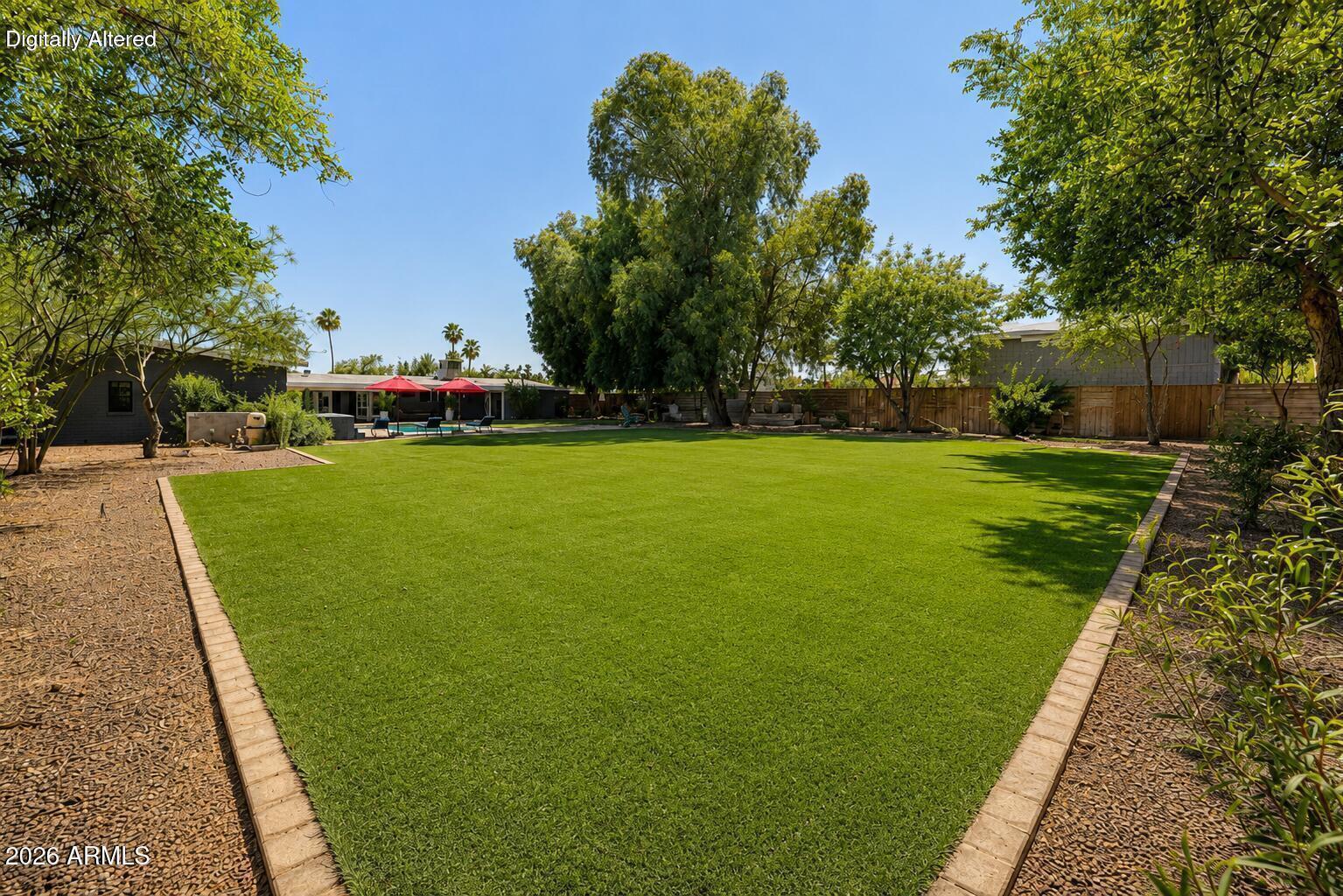 SHEA PARADISE - Residential