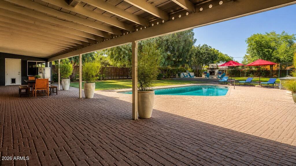 SHEA PARADISE - Residential
