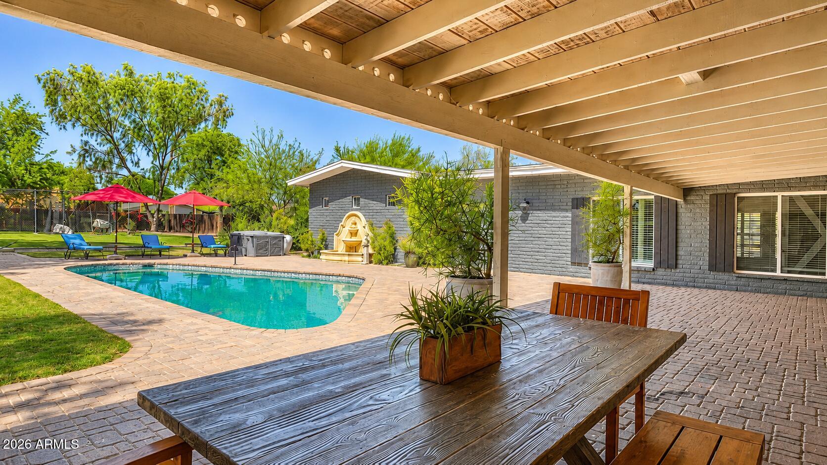SHEA PARADISE - Residential