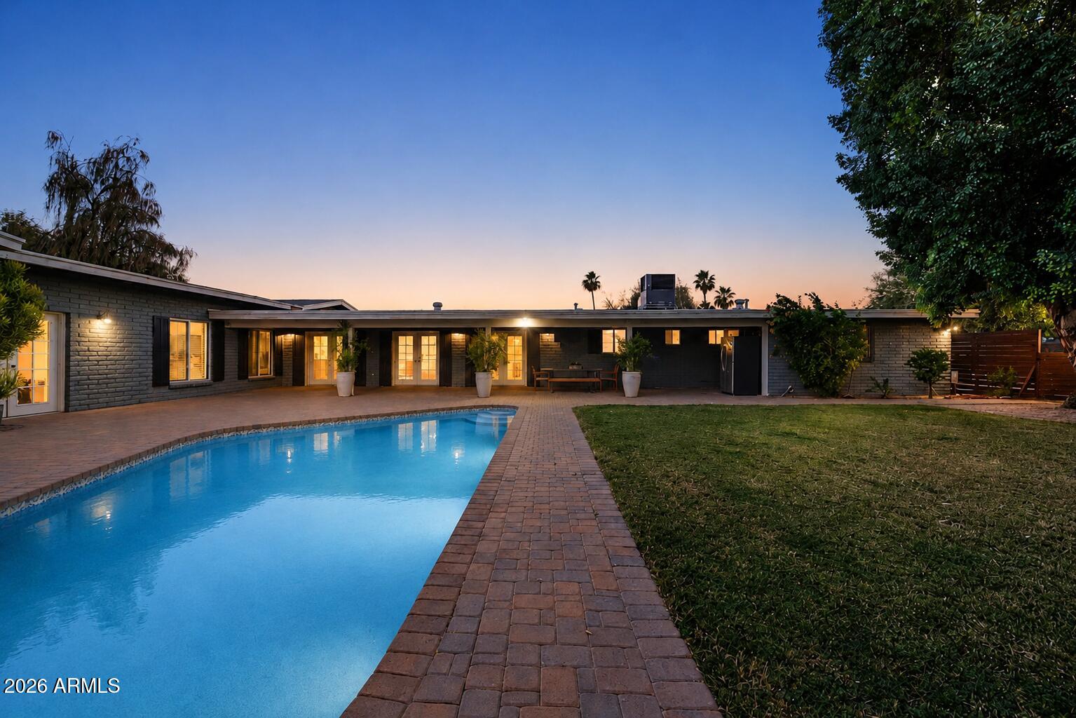 SHEA PARADISE - Residential