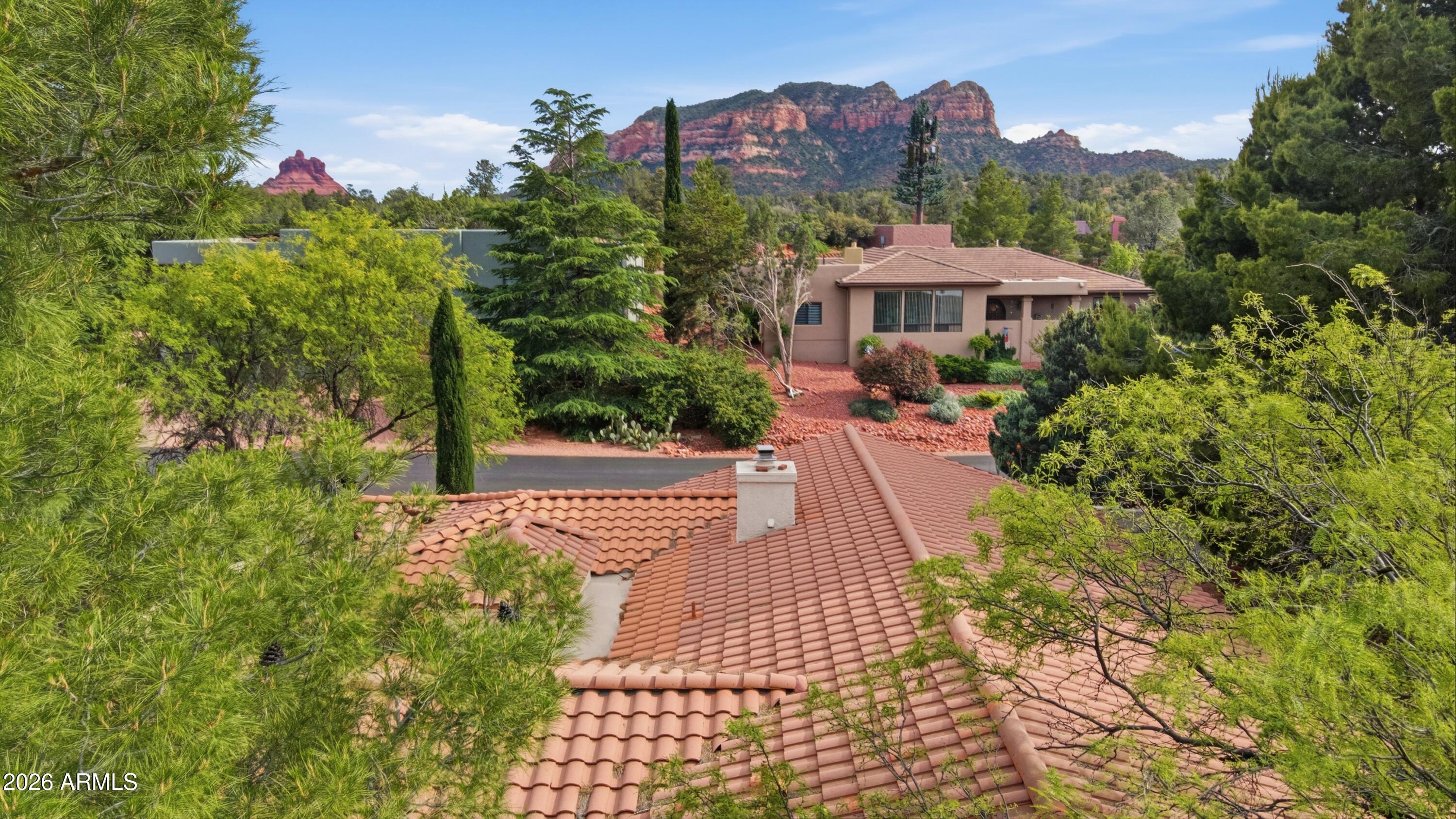 INDIAN CLIFFS - Residential