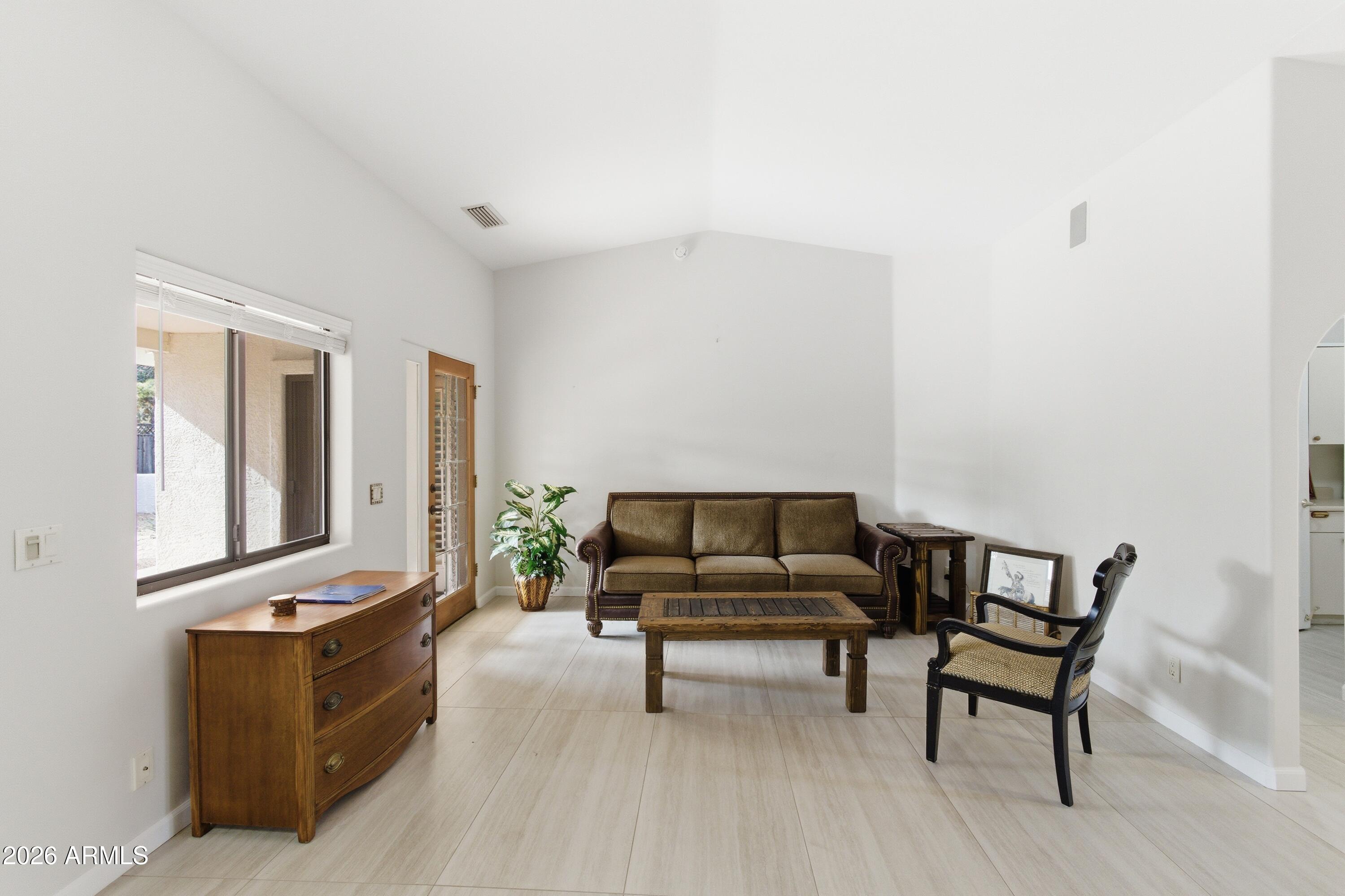 INDIAN CLIFFS - Residential