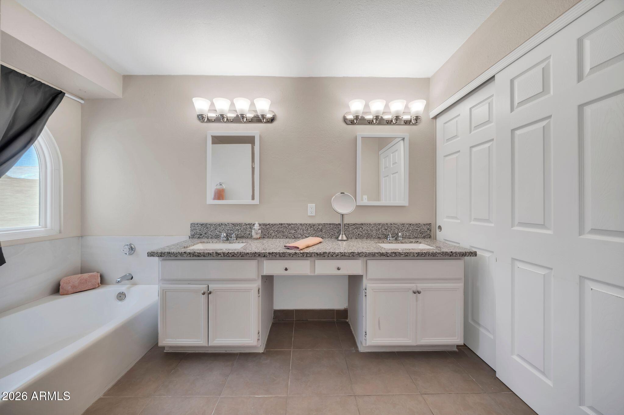 MARLBOROUGH COUNTRY UNIT 9 AMD - Residential