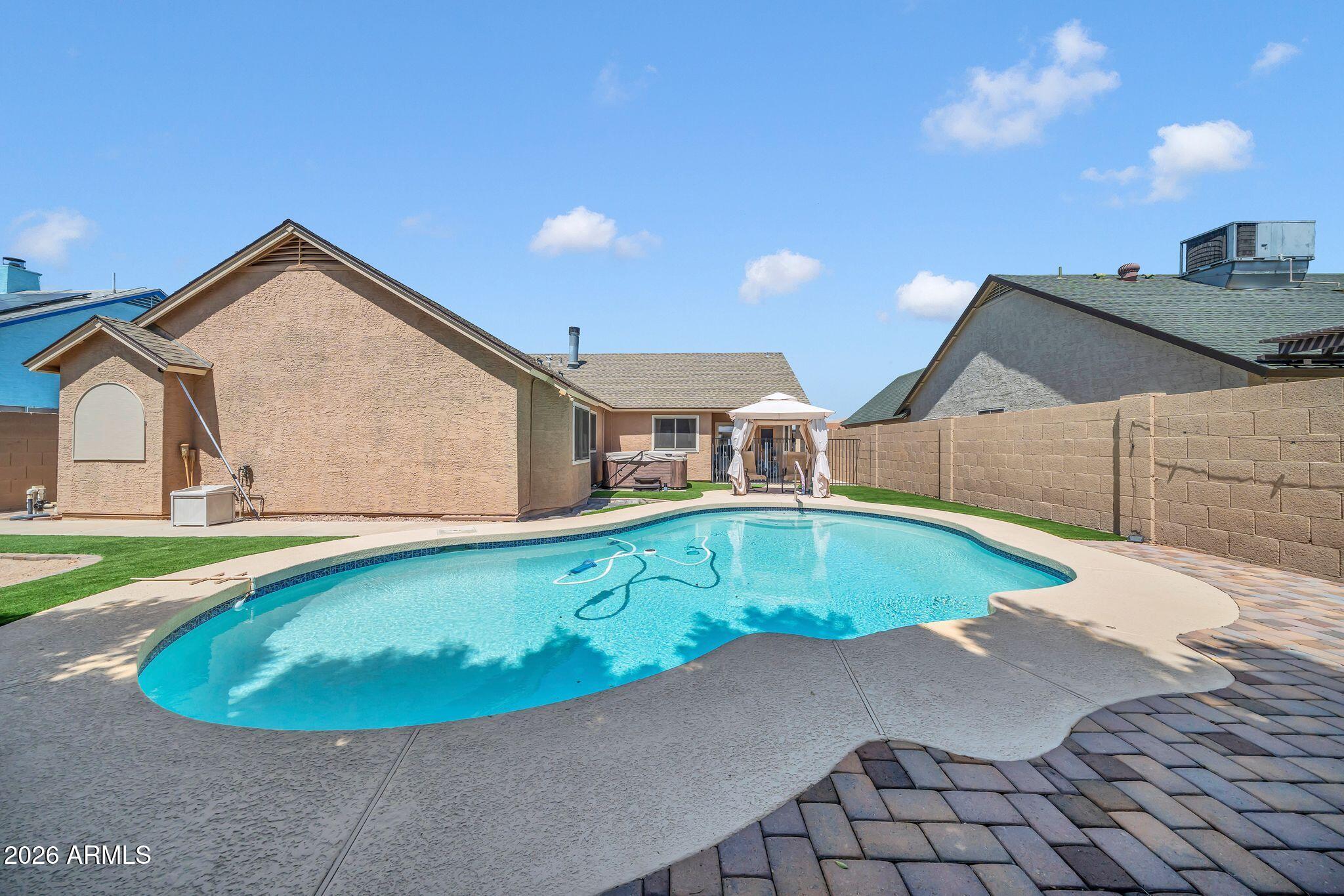 MARLBOROUGH COUNTRY UNIT 9 AMD - Residential