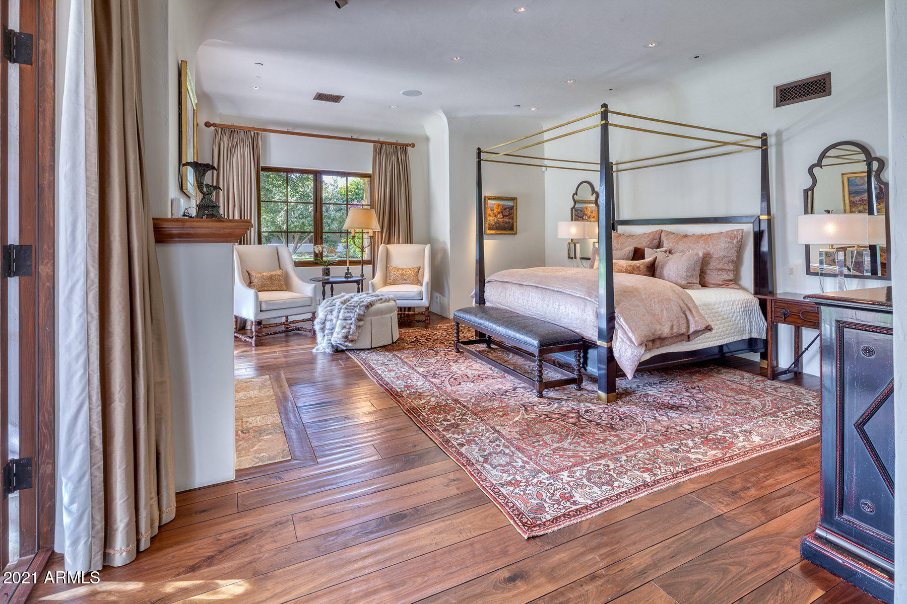 CAMELBACK LANDS - Residential