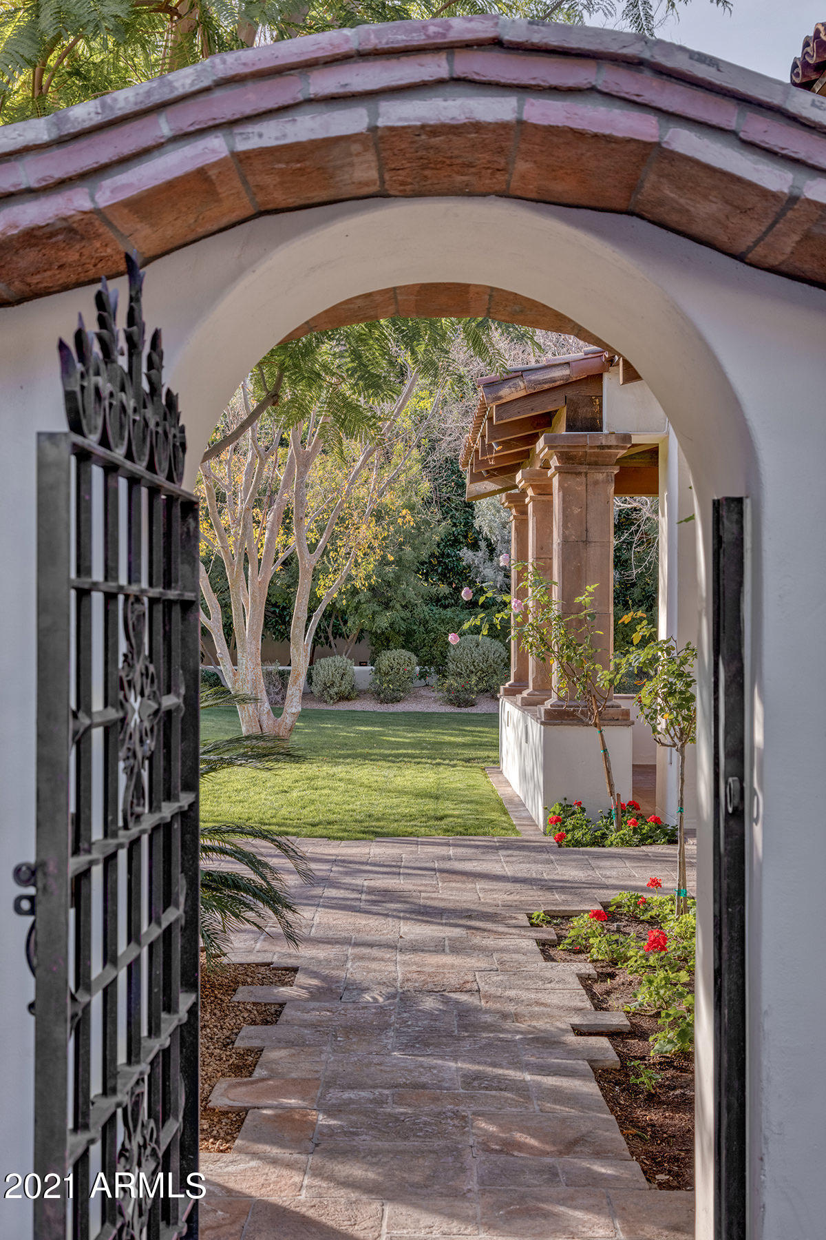 CAMELBACK LANDS - Residential