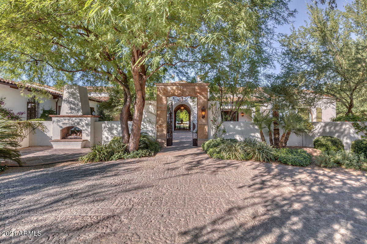 CAMELBACK LANDS - Residential