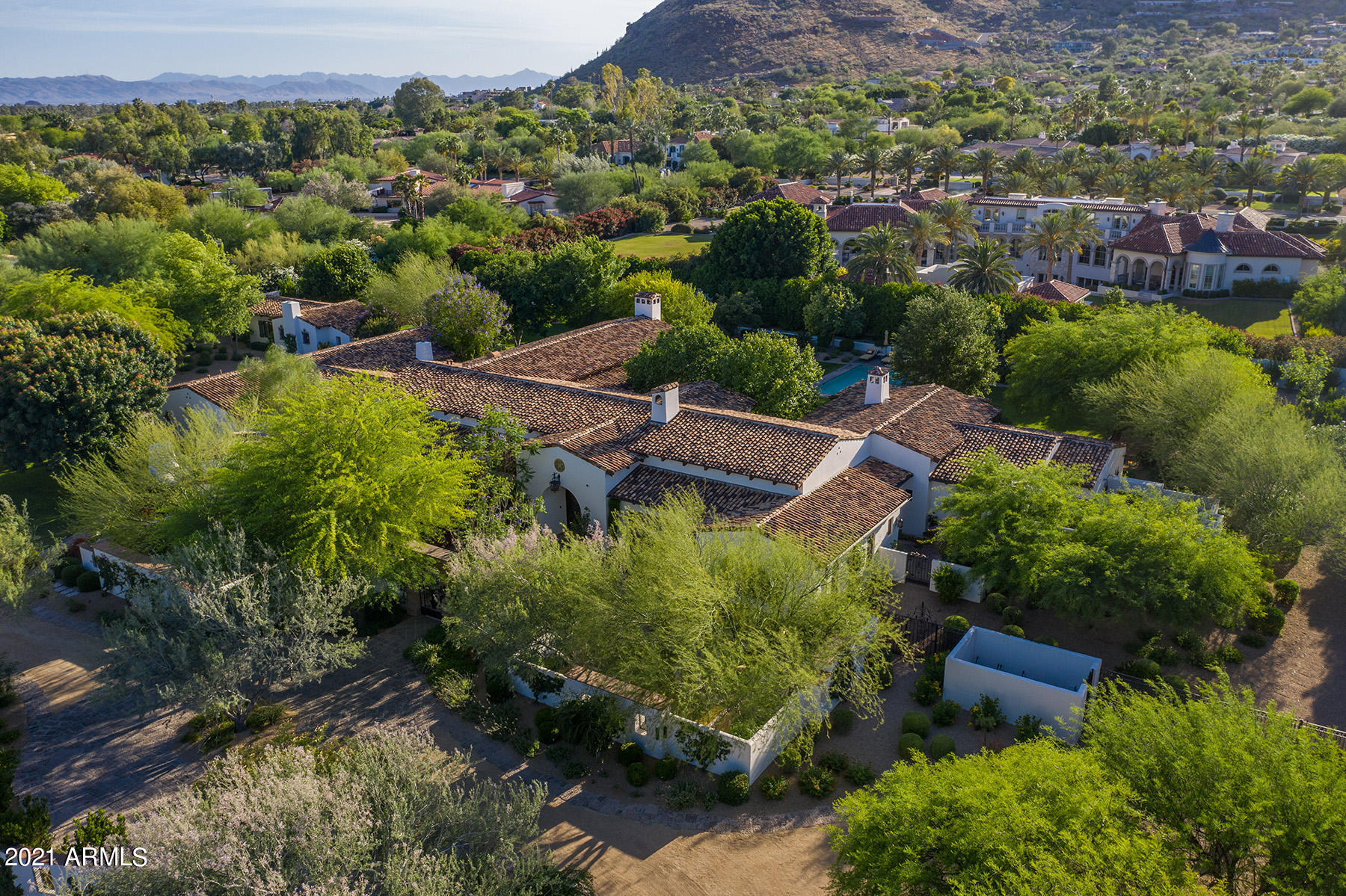 CAMELBACK LANDS - Residential