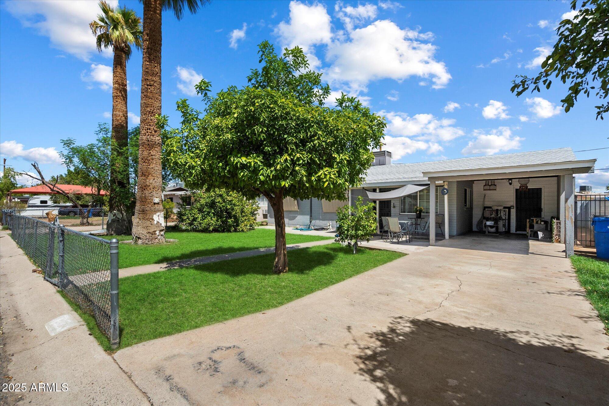 MEGYESI PLACE PLAT - Residential