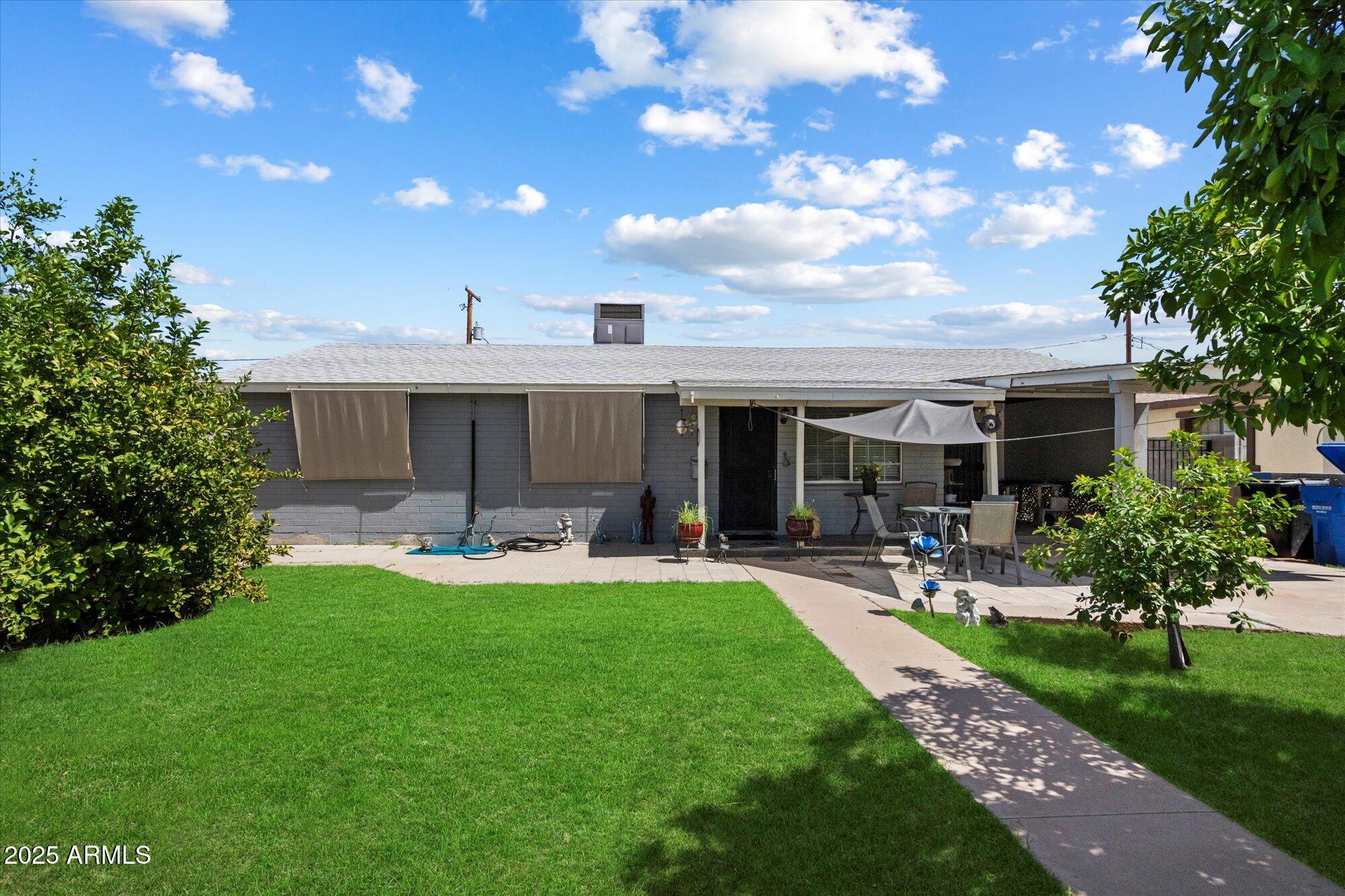 MEGYESI PLACE PLAT - Residential