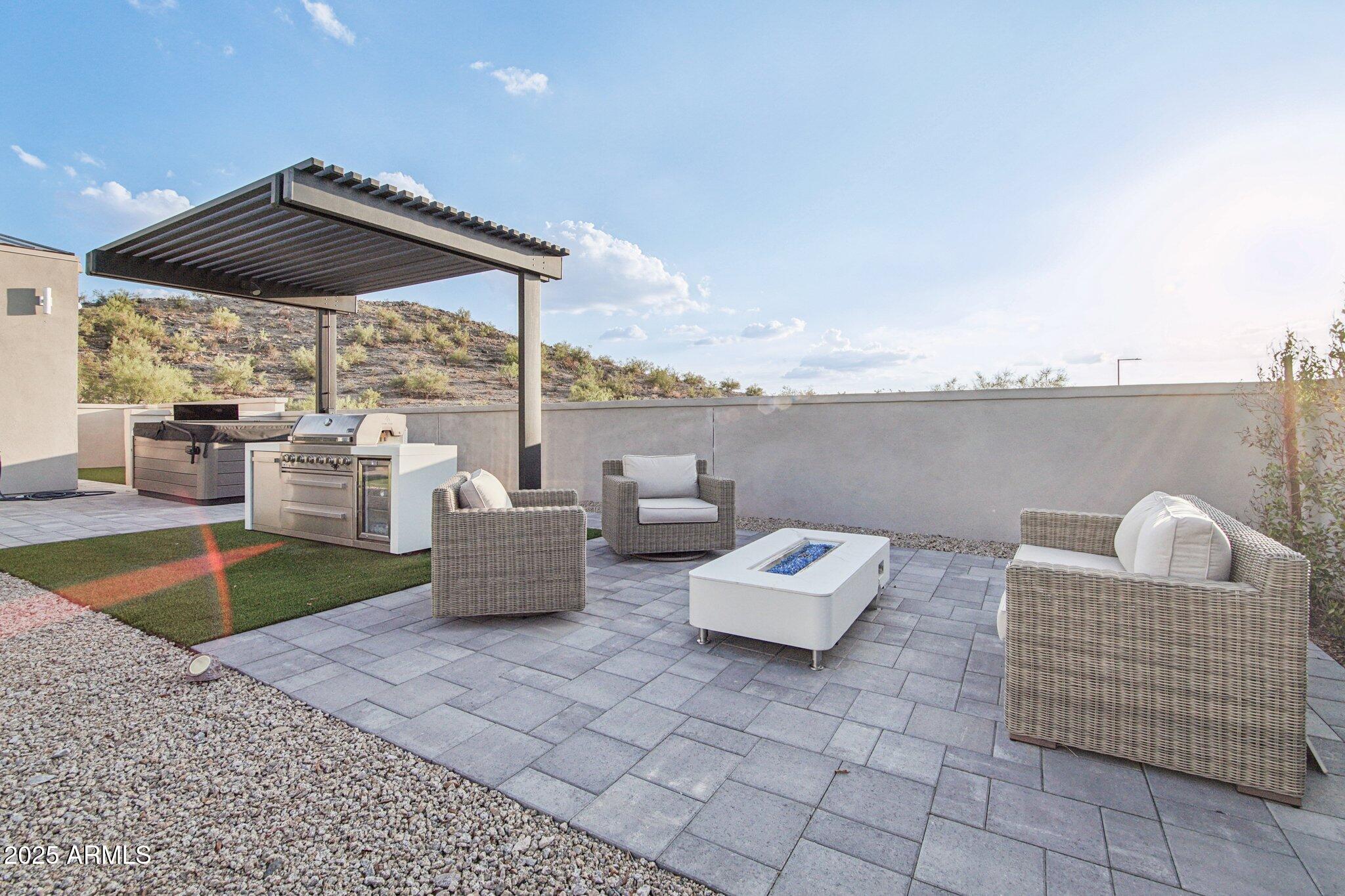 ESTRELLA MOUNTAIN RANCH - Residential