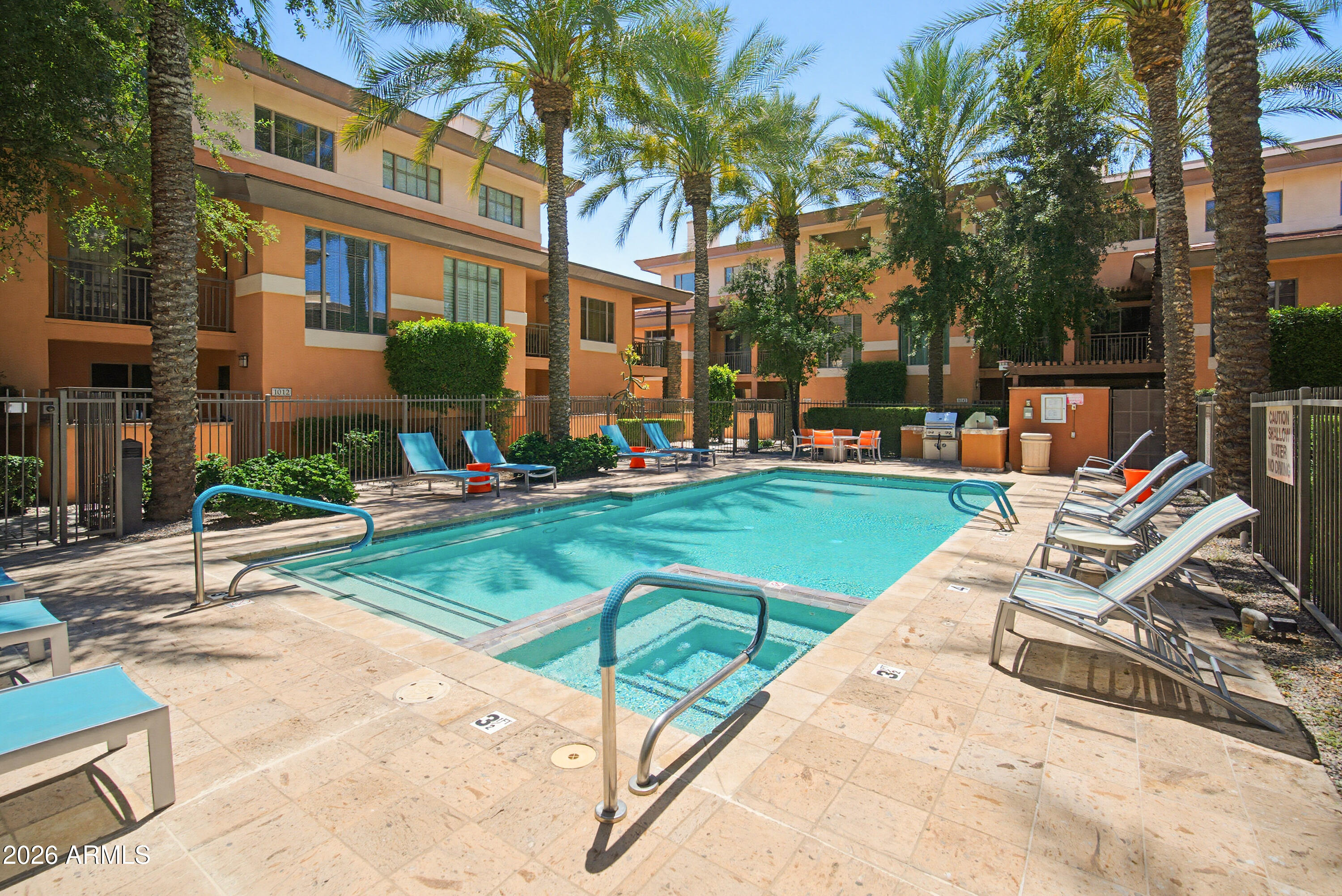 Sandalo Townhomes Condominium - Residential