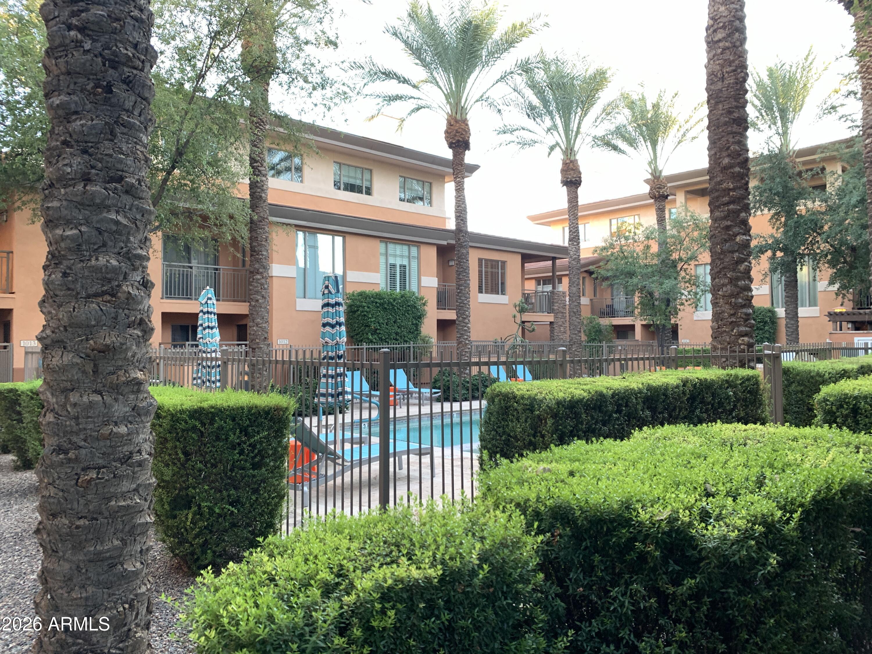 Sandalo Townhomes Condominium - Residential