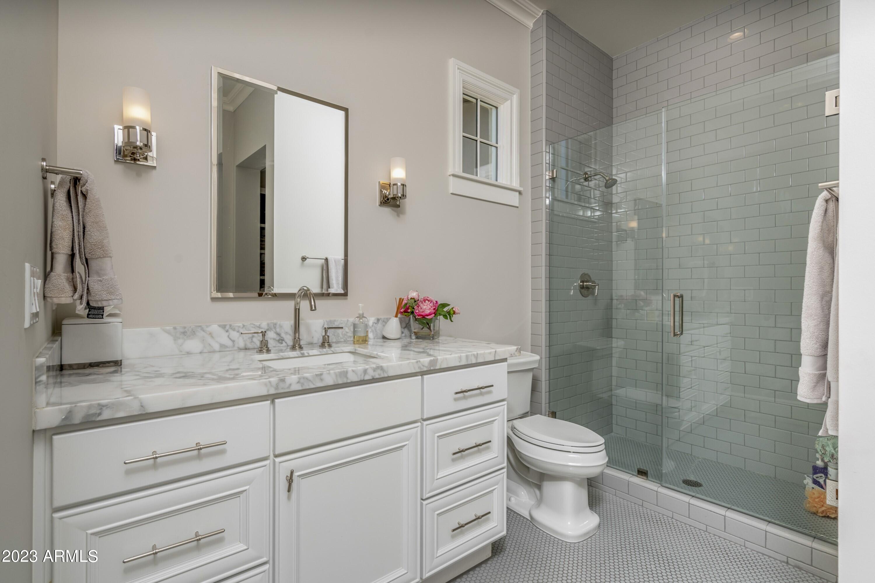 ROYAL PALM CIRCLE - Residential
