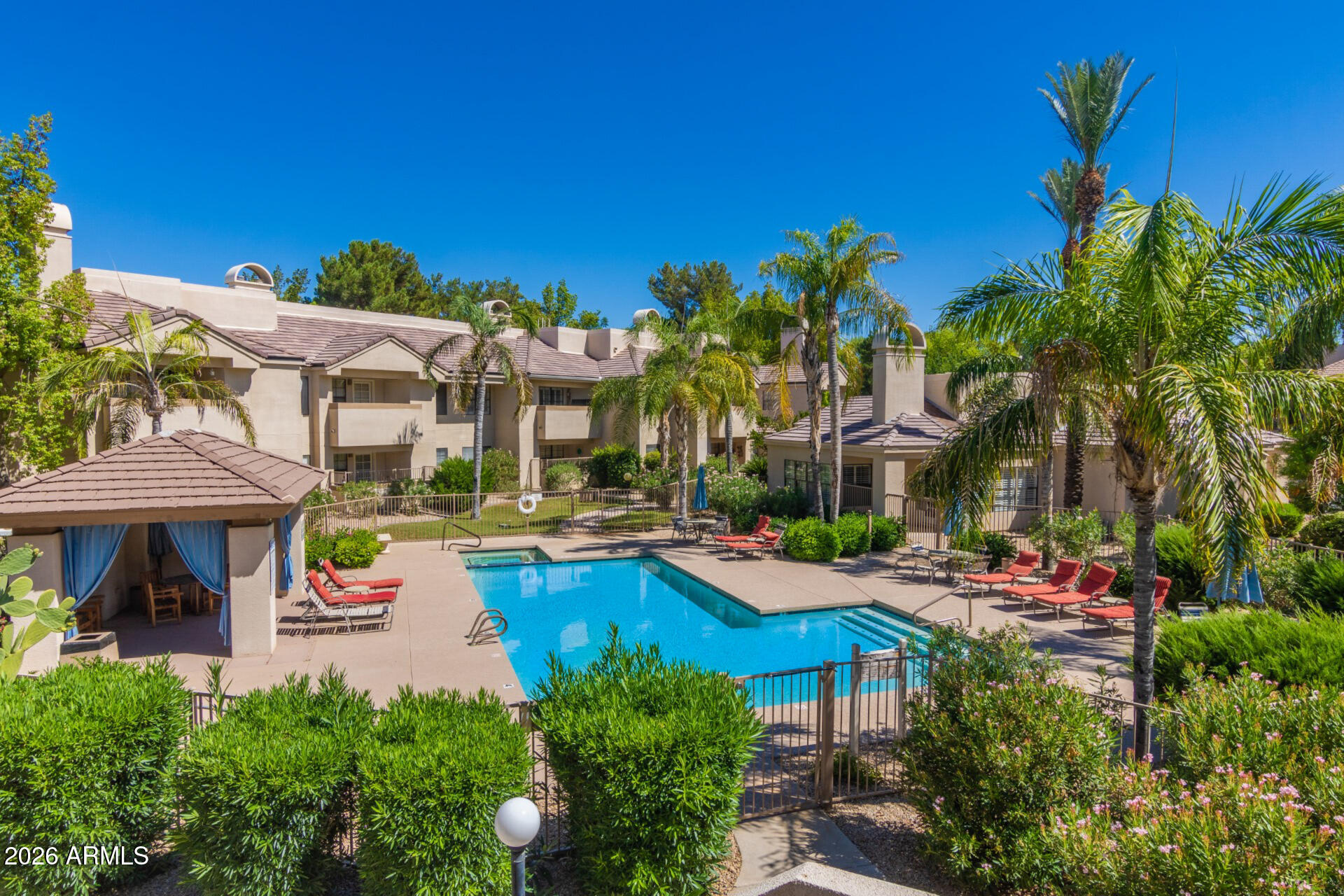 MARIPOSA SCOTTSDALE CONDOMINIUMS - Residential