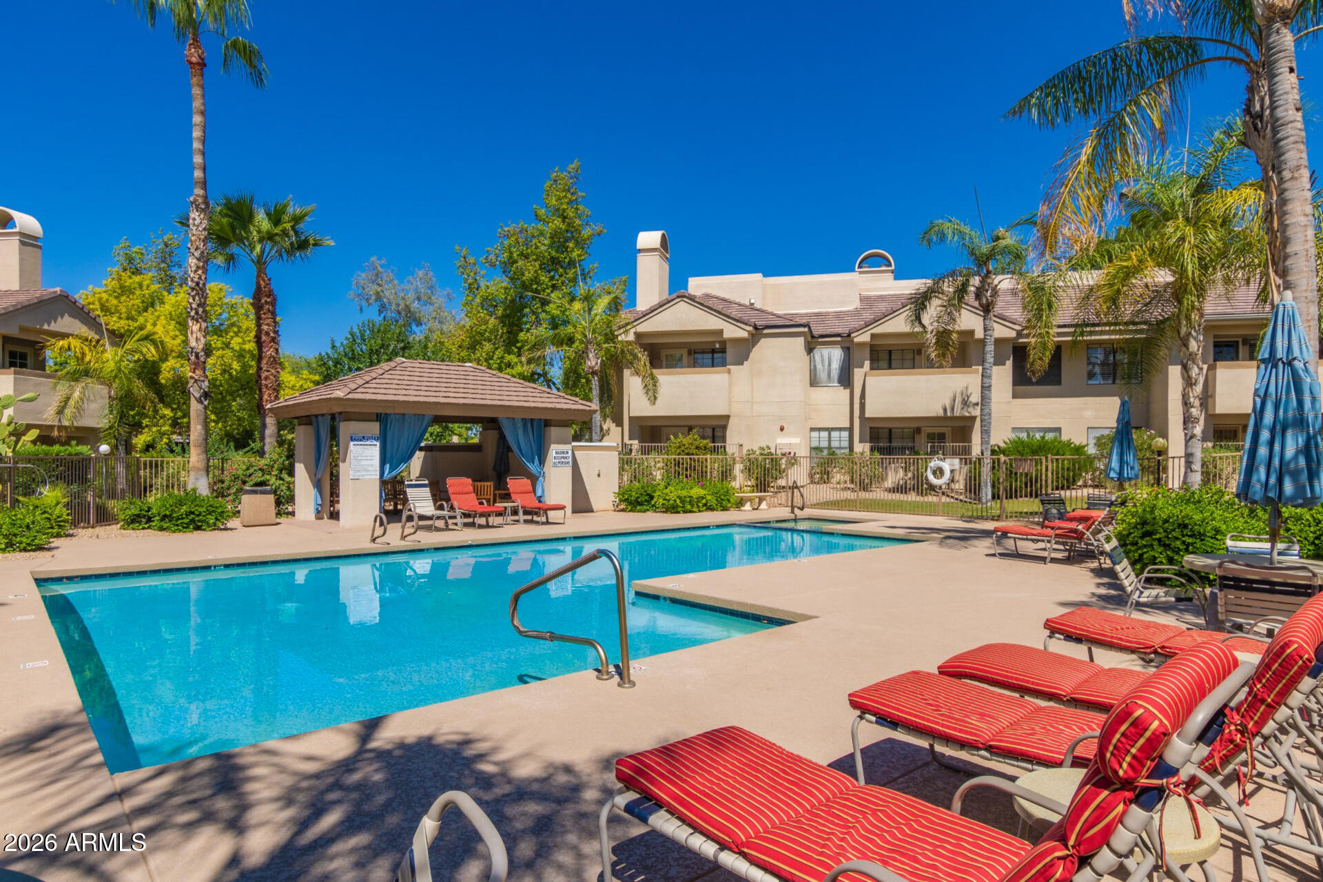 MARIPOSA SCOTTSDALE CONDOMINIUMS - Residential