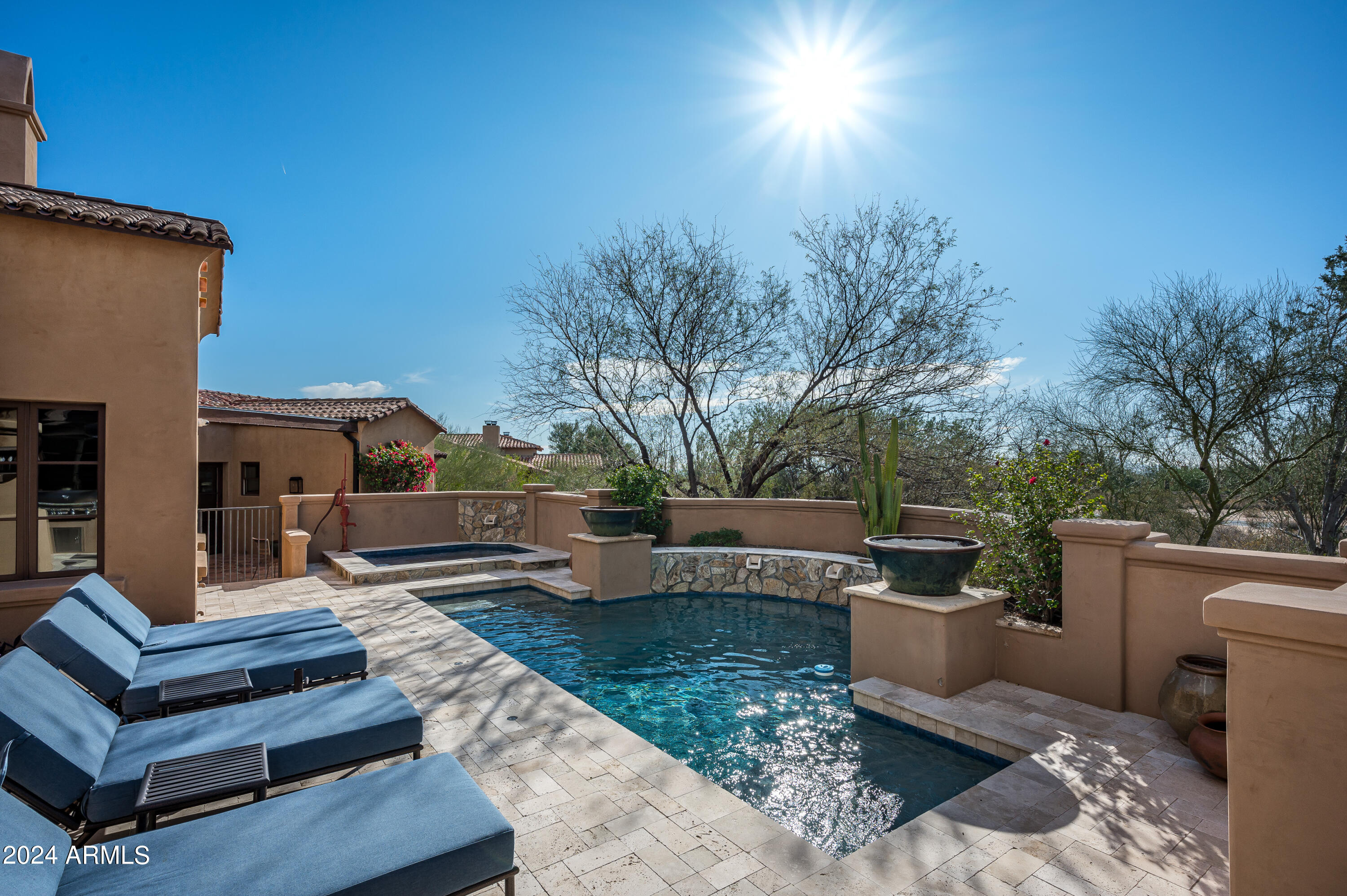 DC RANCH - Residential