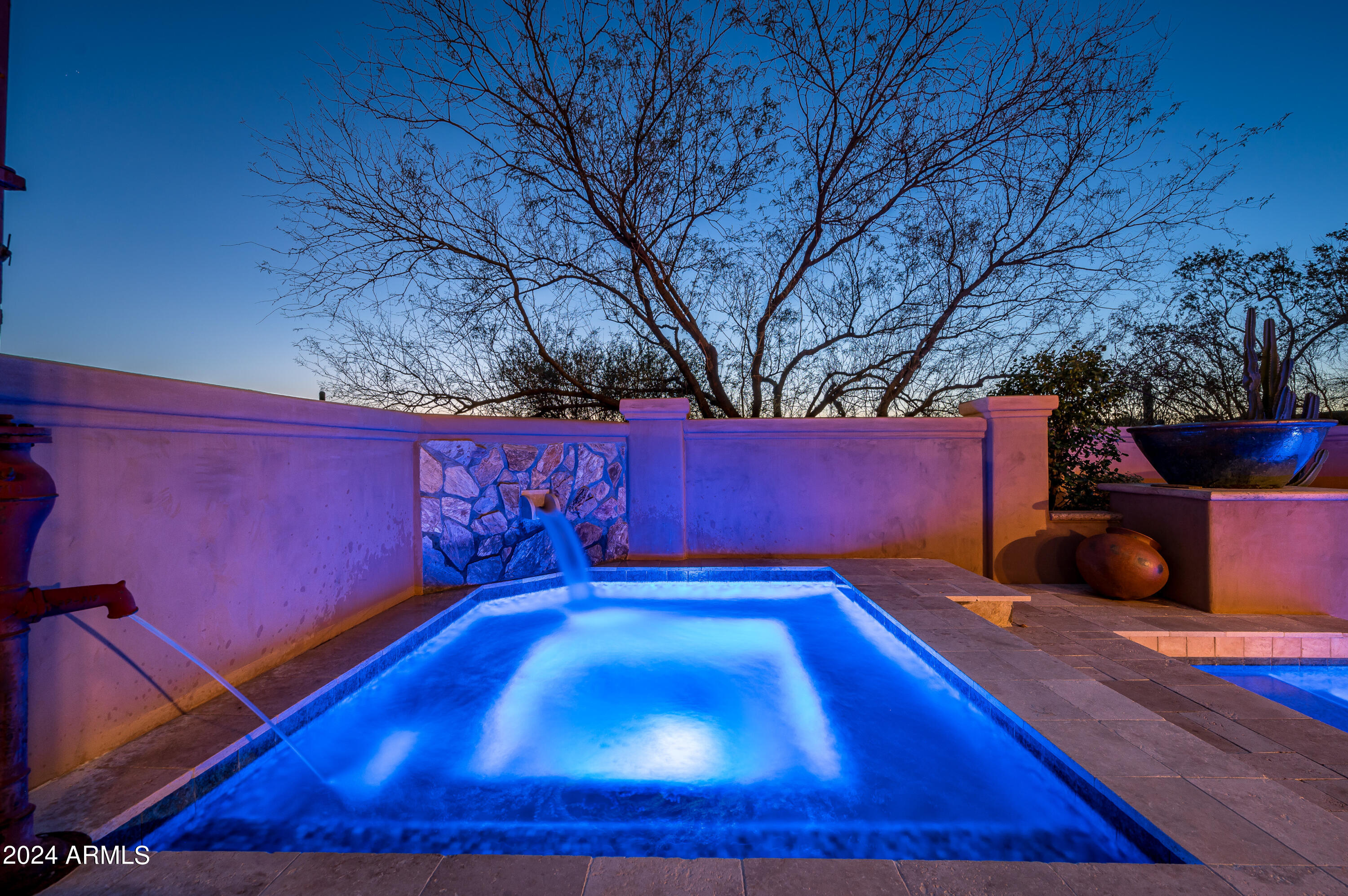 DC RANCH - Residential