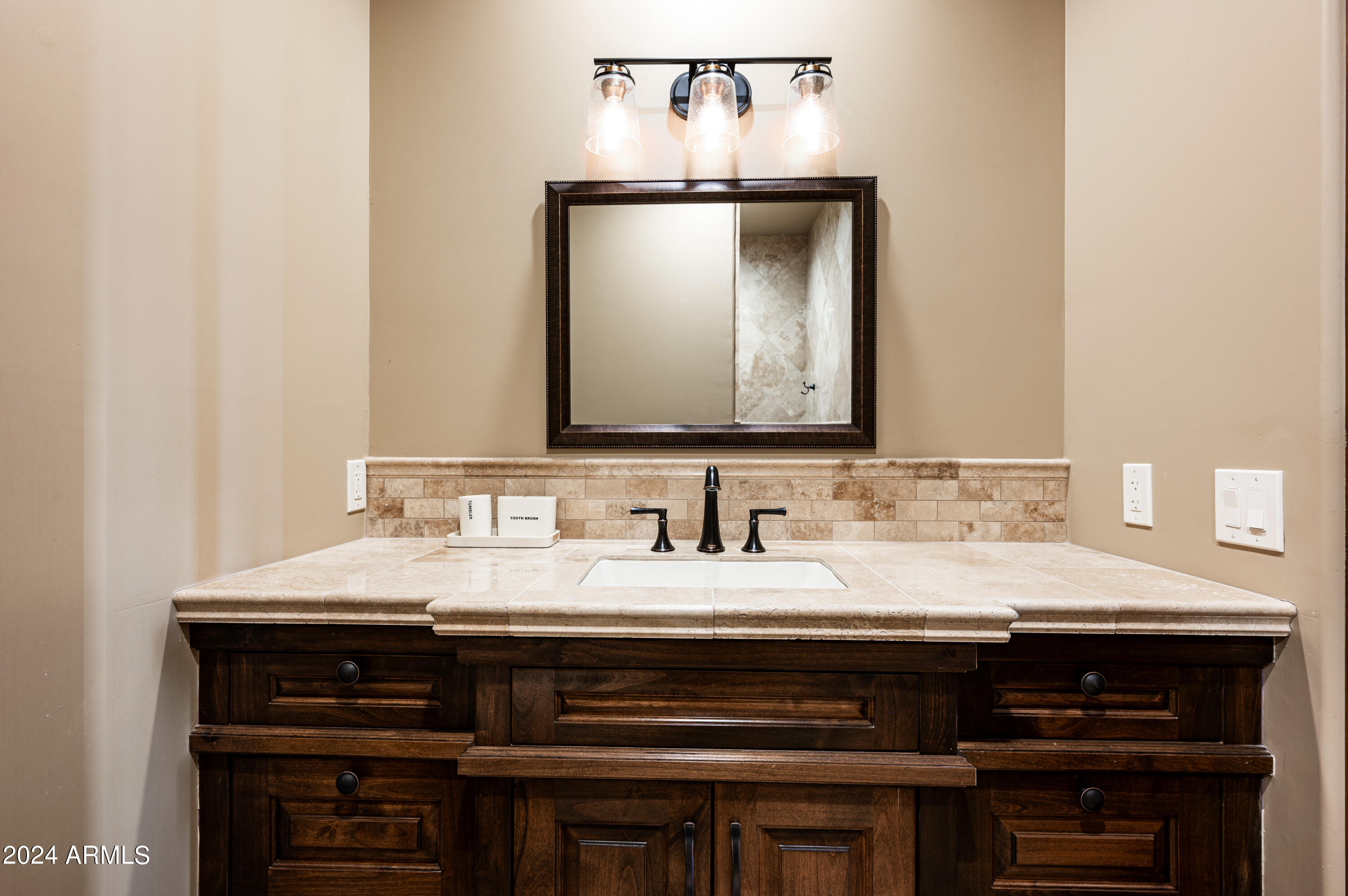 DC RANCH - Residential