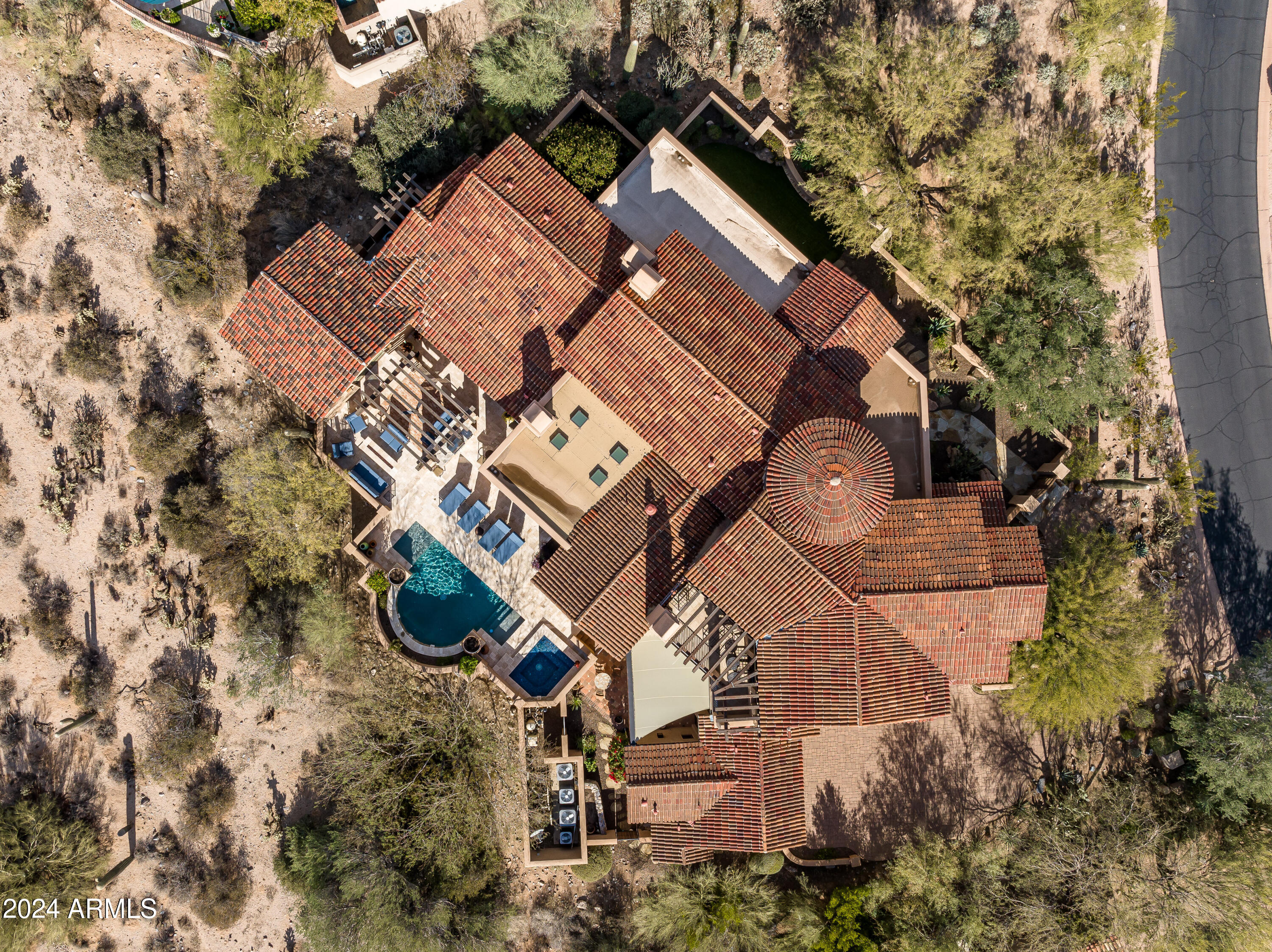 DC RANCH - Residential