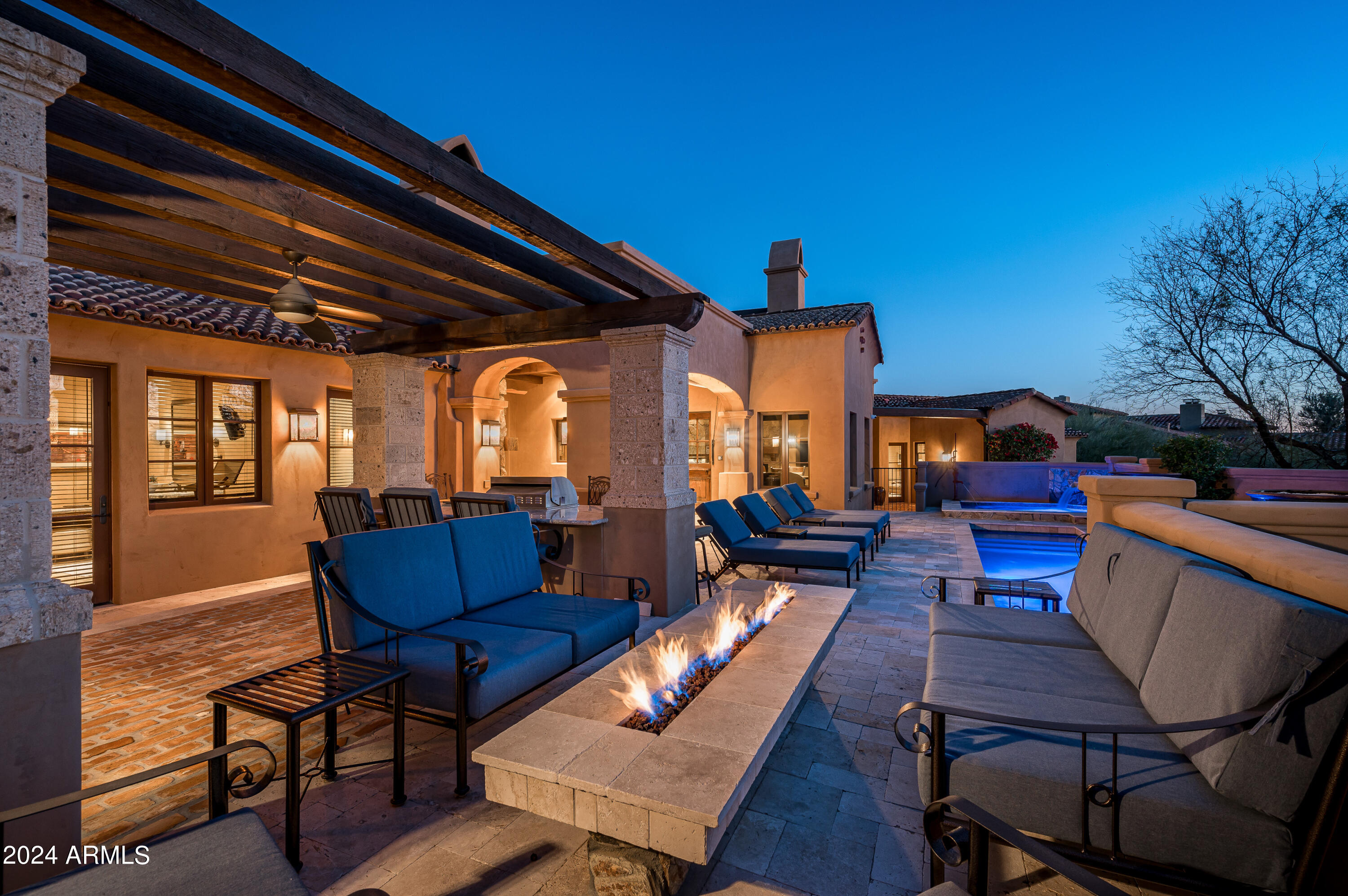 DC RANCH - Residential