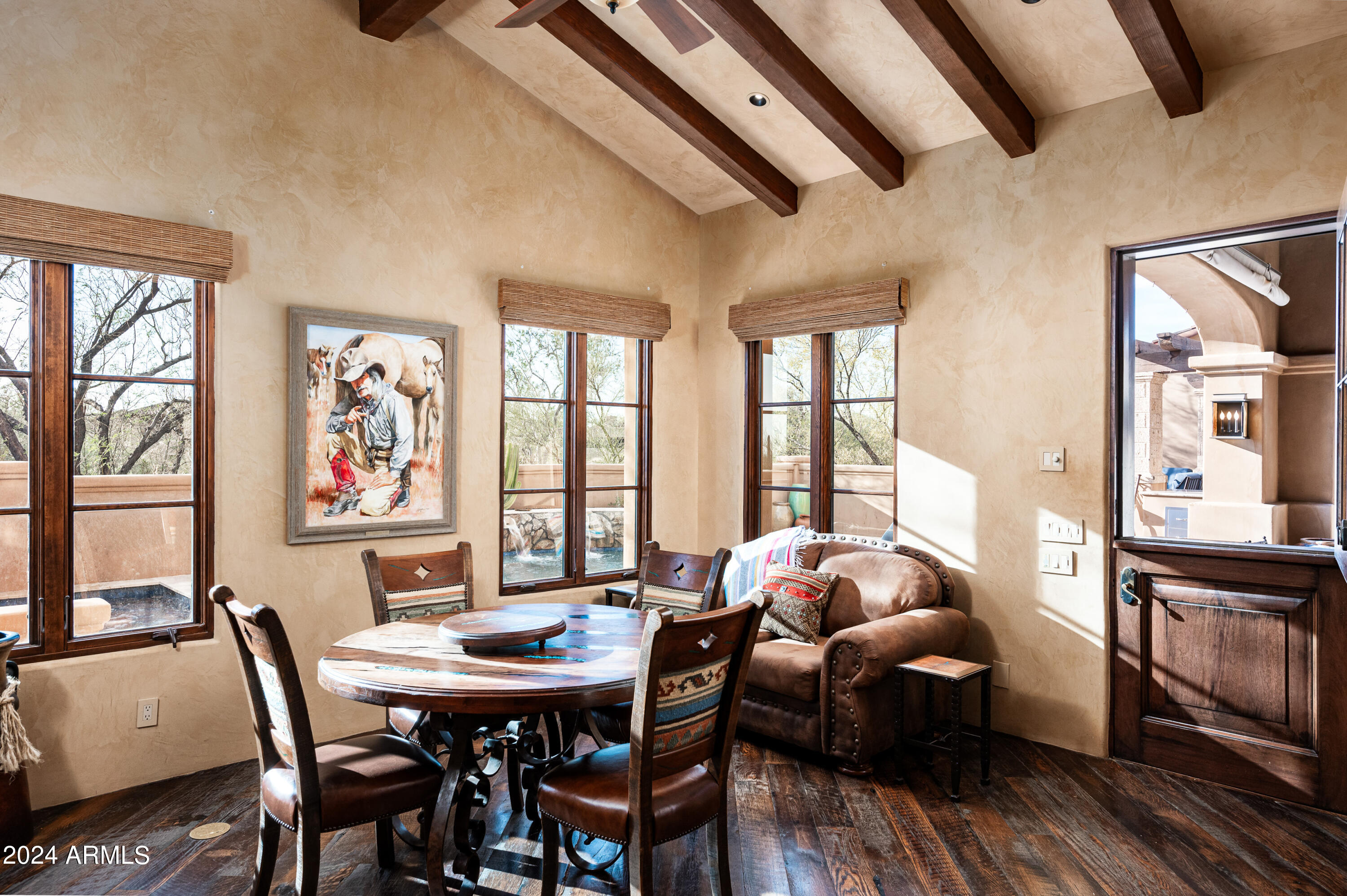 DC RANCH - Residential