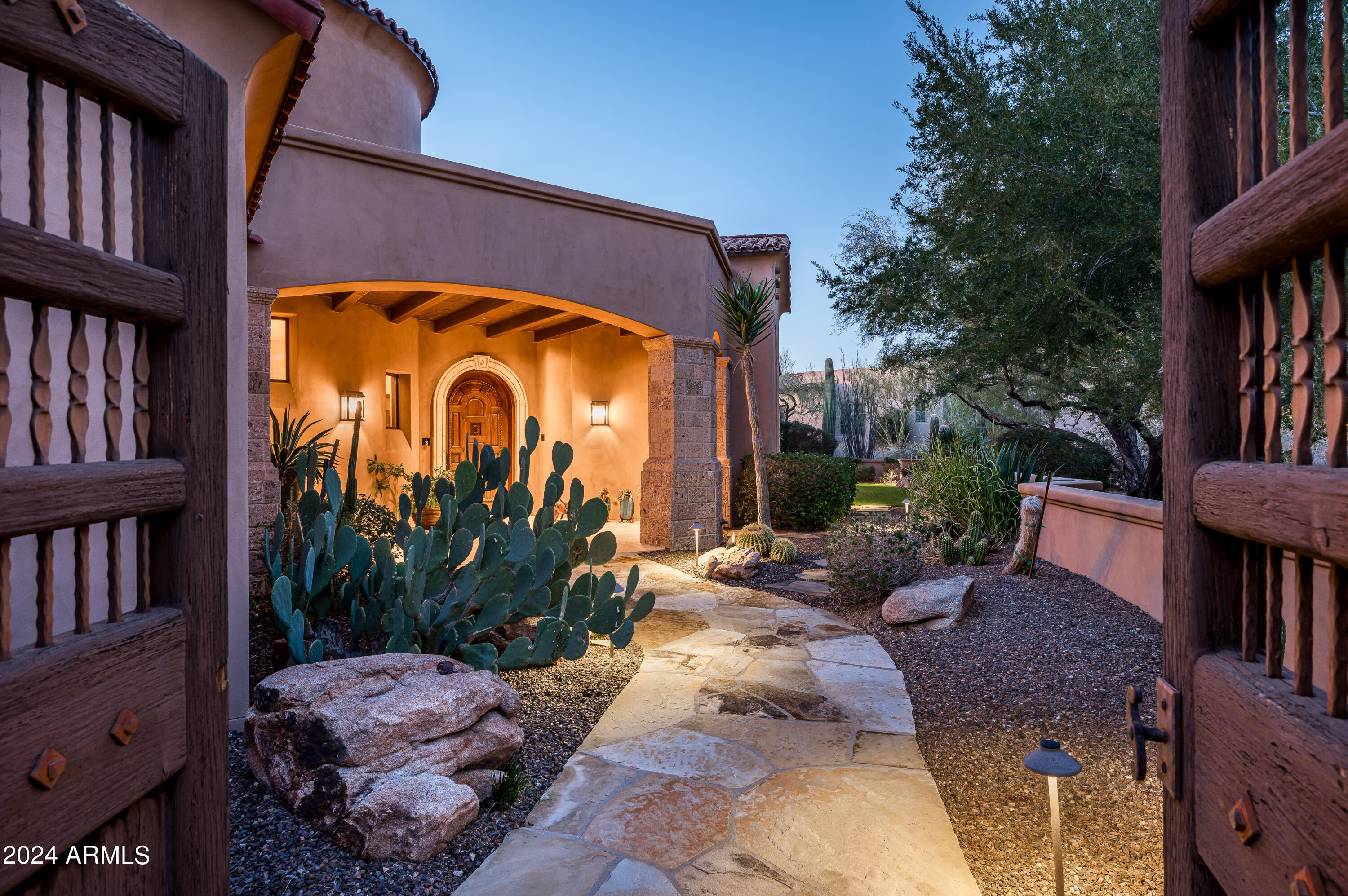 DC RANCH - Residential