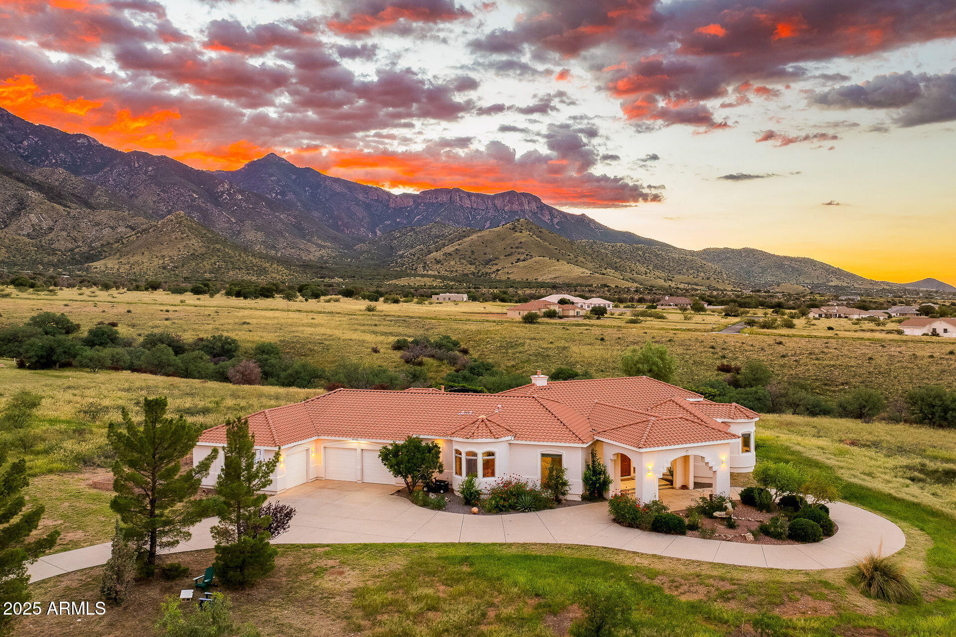 WILD HORSE 2 - Residential