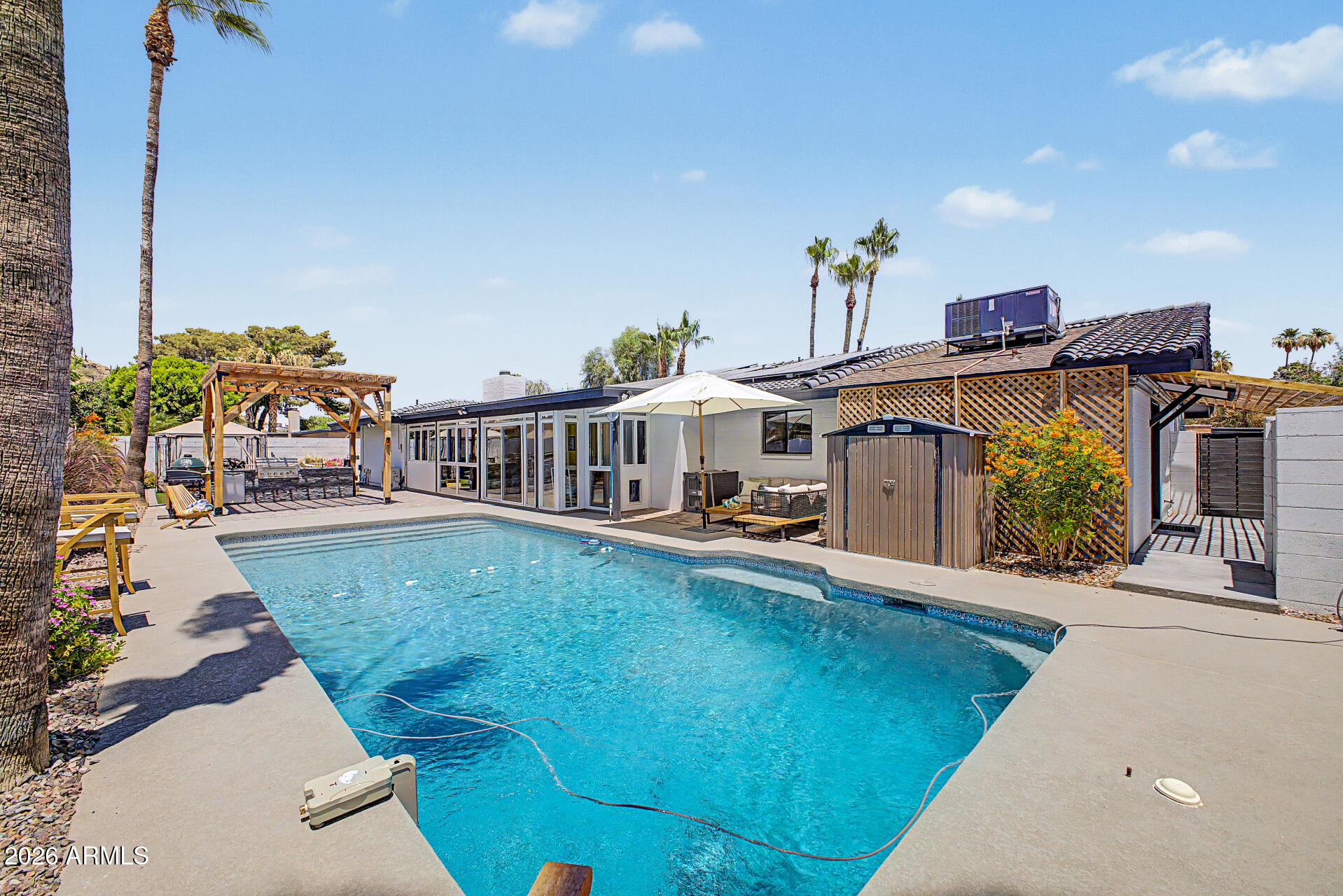 MOONRIDGE ESTATES - Residential