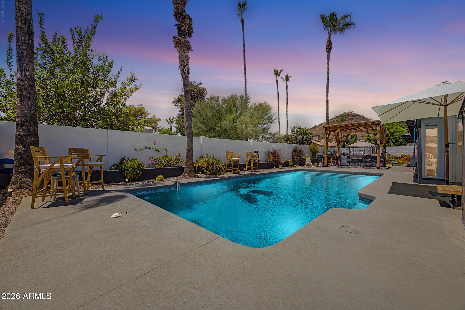 MOONRIDGE ESTATES - Residential