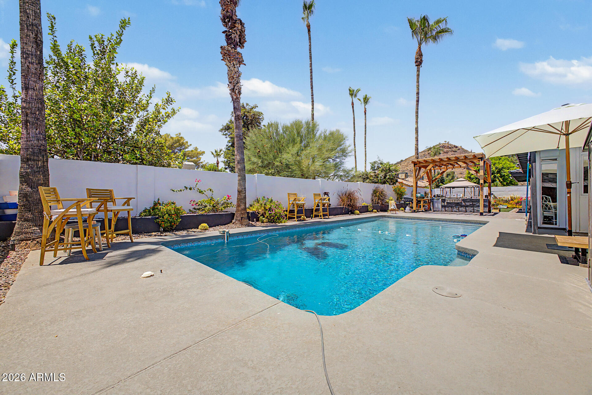 MOONRIDGE ESTATES - Residential