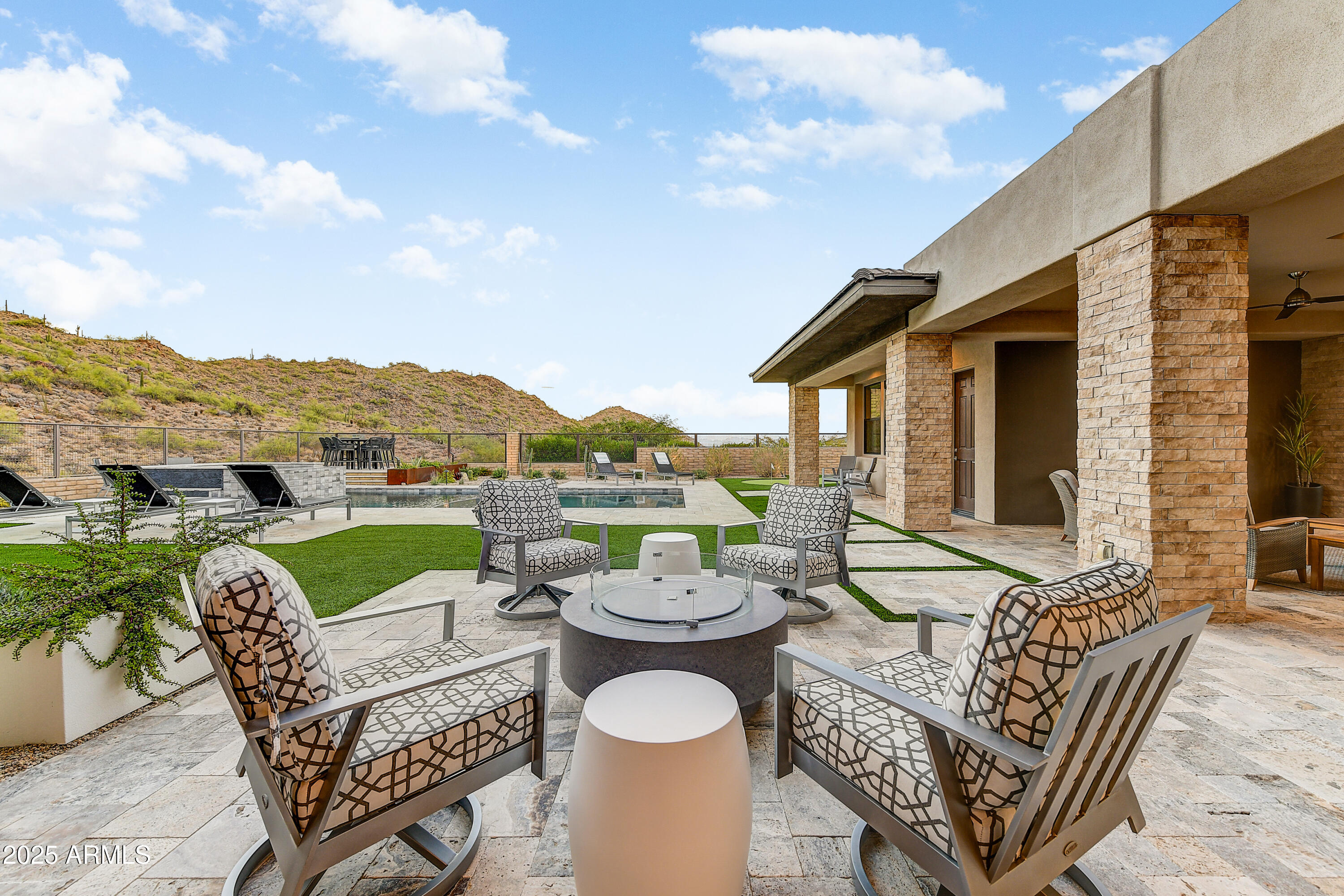 ADERO CANYON PARCEL 7 - Residential