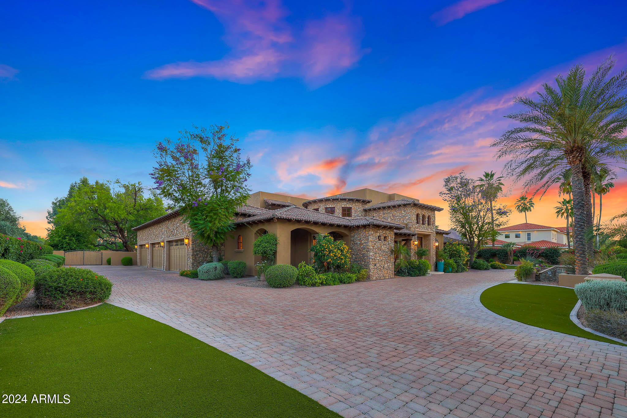 MALCOMB ESTATES - Residential