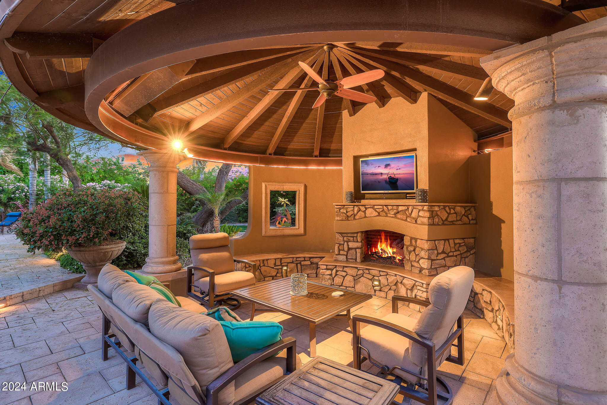 MALCOMB ESTATES - Residential