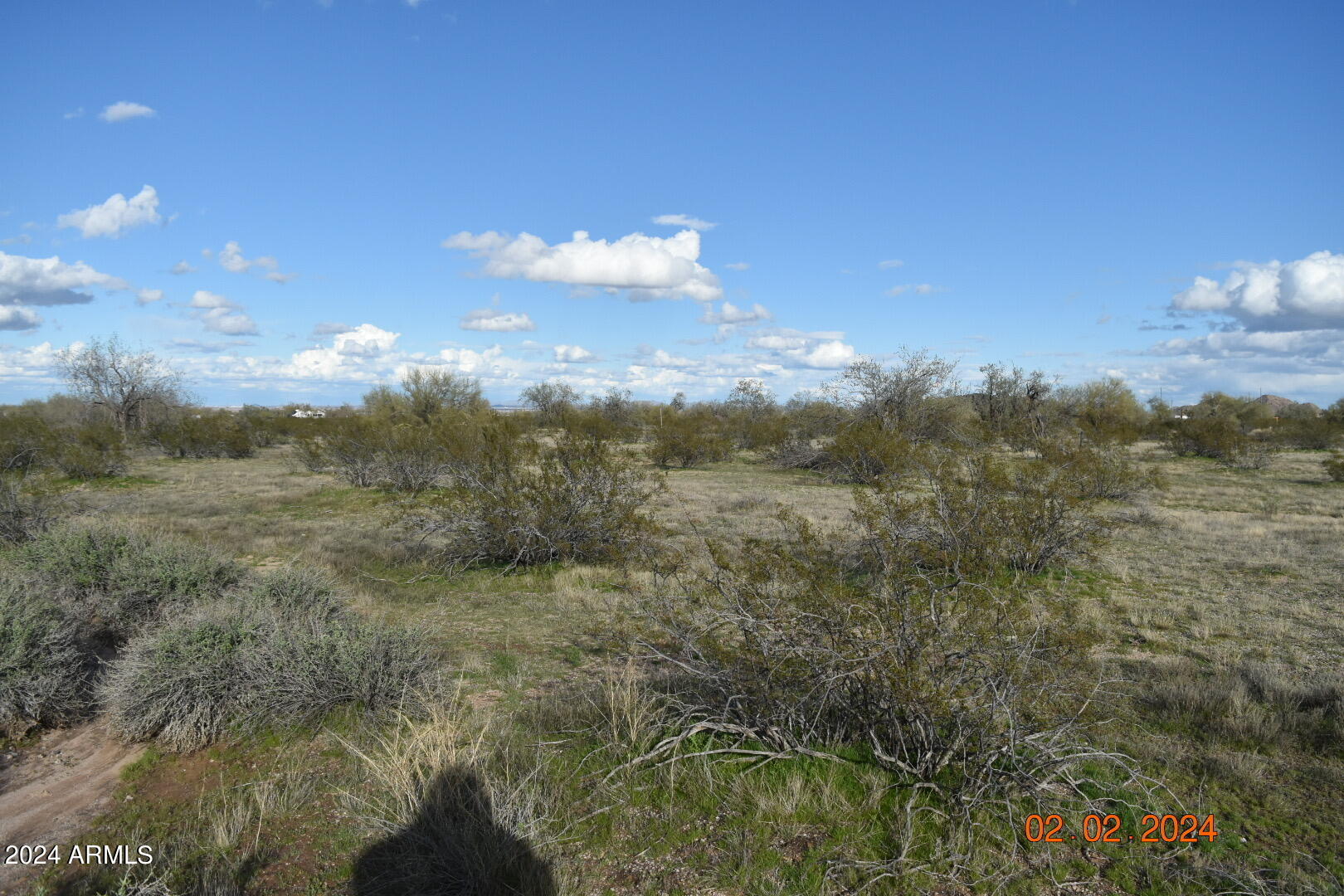 Hidden Valley Estates Unit 1 E 1/2 lot 101, parcels 1,2,3 - Land