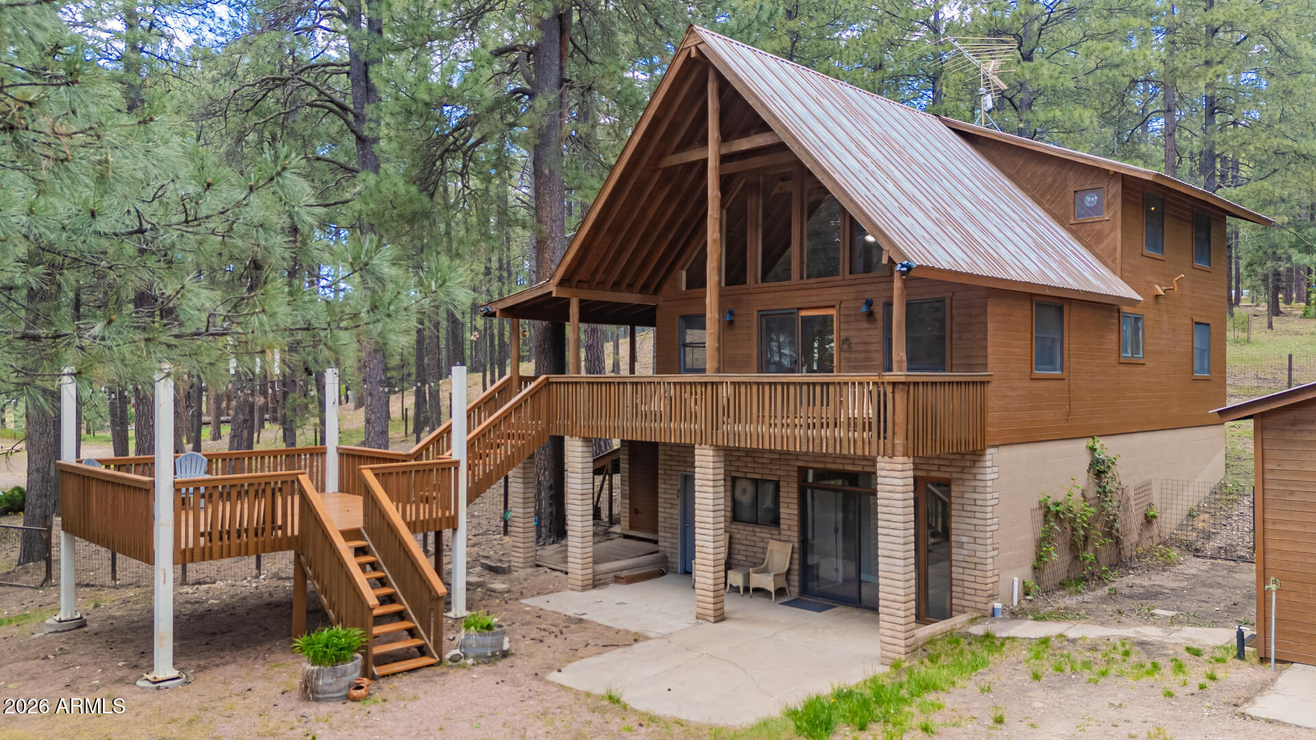 FOREST LAKES ESTATES 5 - Residential