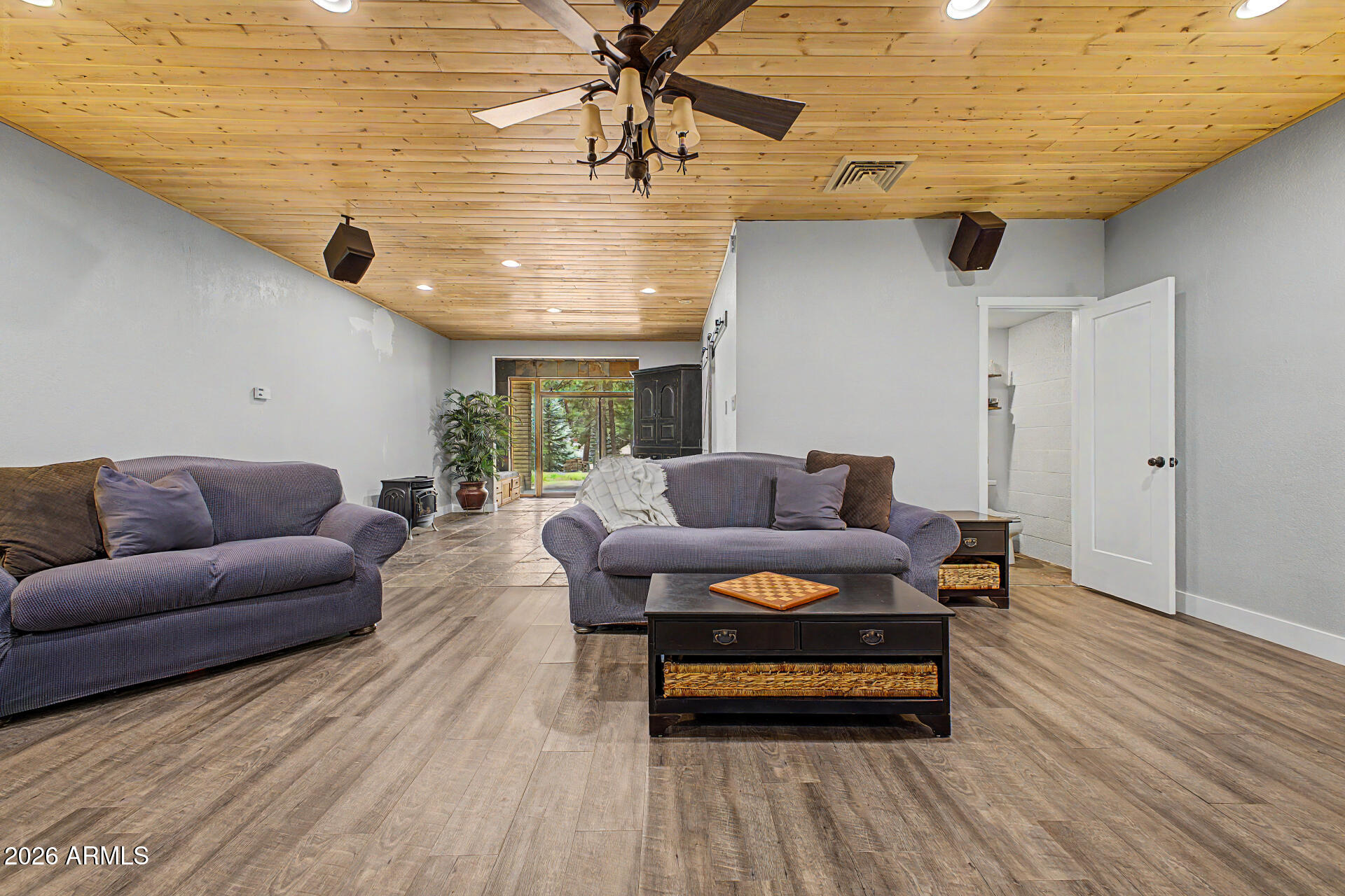 FOREST LAKES ESTATES 5 - Residential