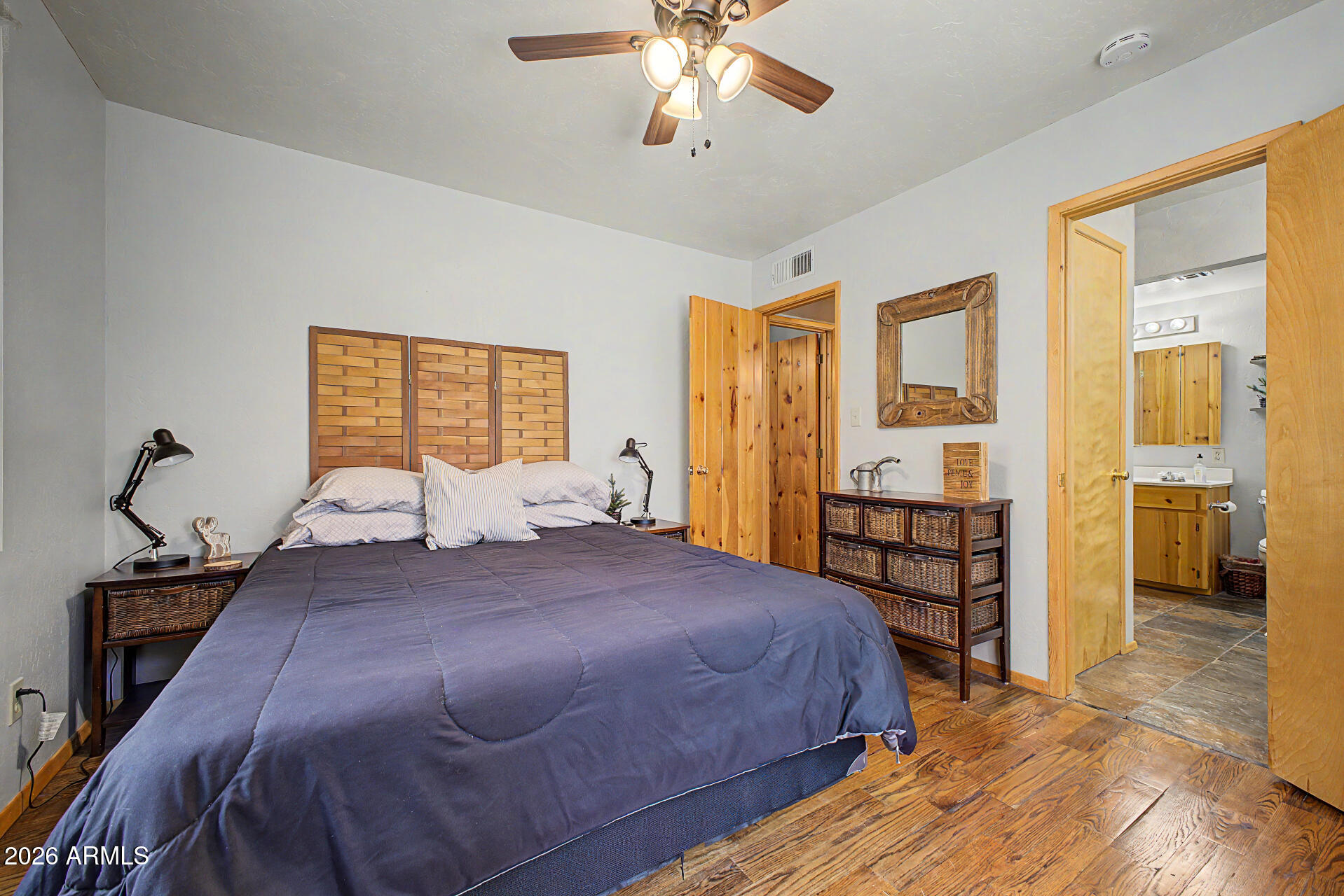 FOREST LAKES ESTATES 5 - Residential