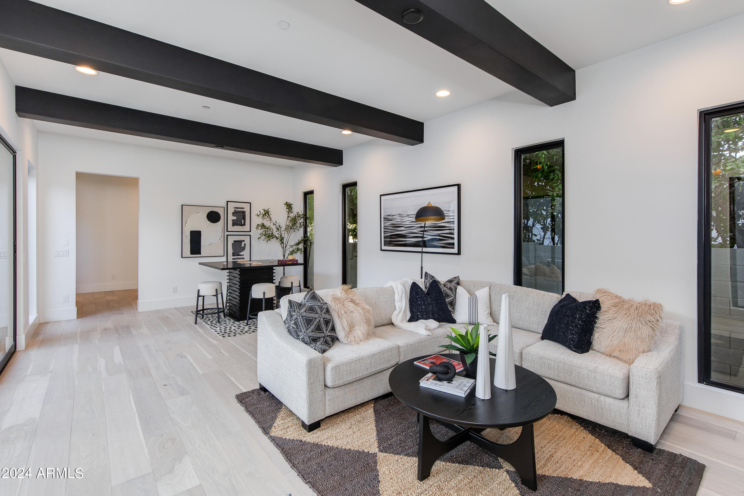 WHITCOMBS ROUNDUP RANCHOS - Residential