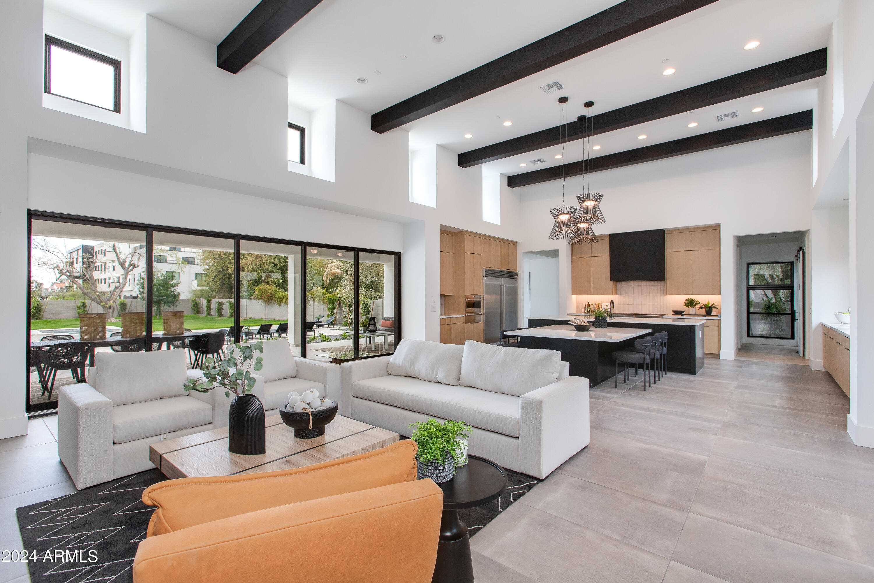 WHITCOMBS ROUNDUP RANCHOS - Residential