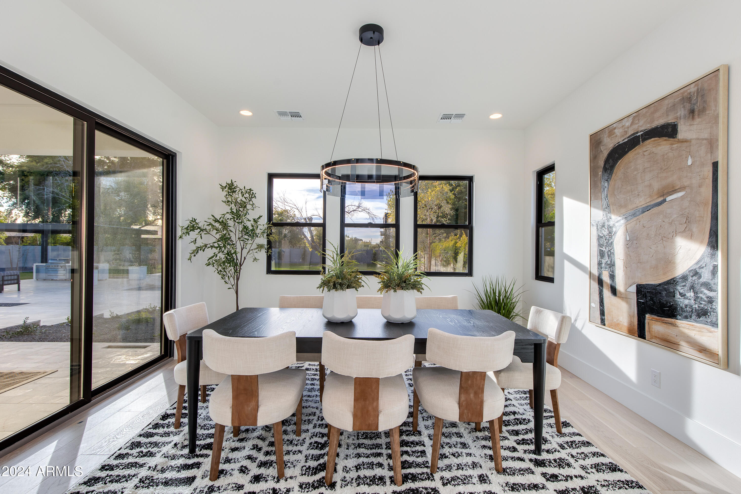 WHITCOMBS ROUNDUP RANCHOS - Residential