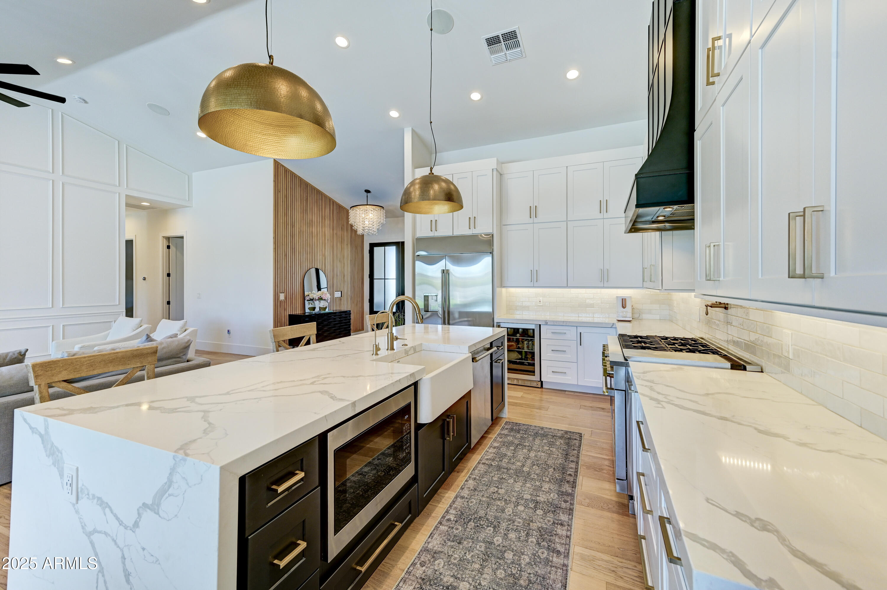 AVANT 1 UNIT 2 - Residential