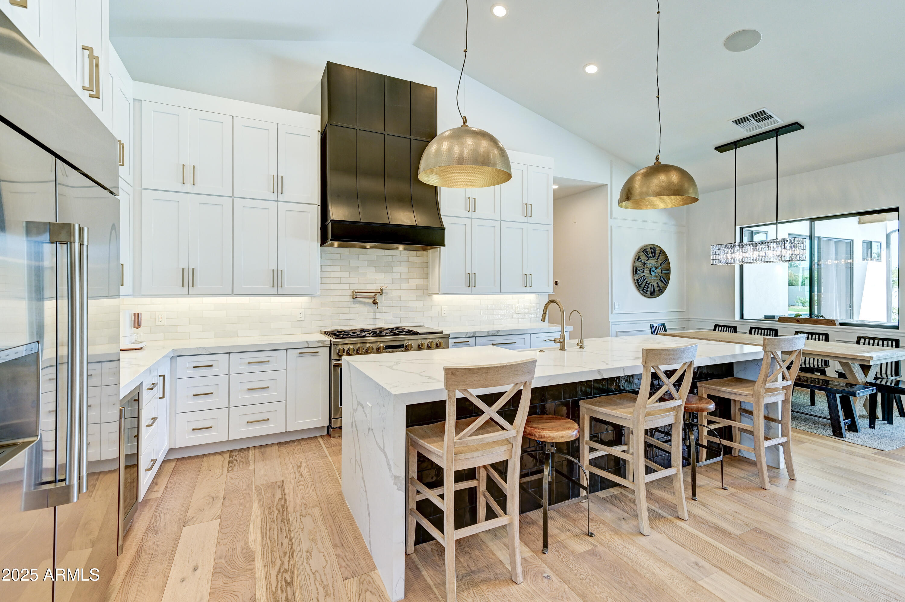 AVANT 1 UNIT 2 - Residential