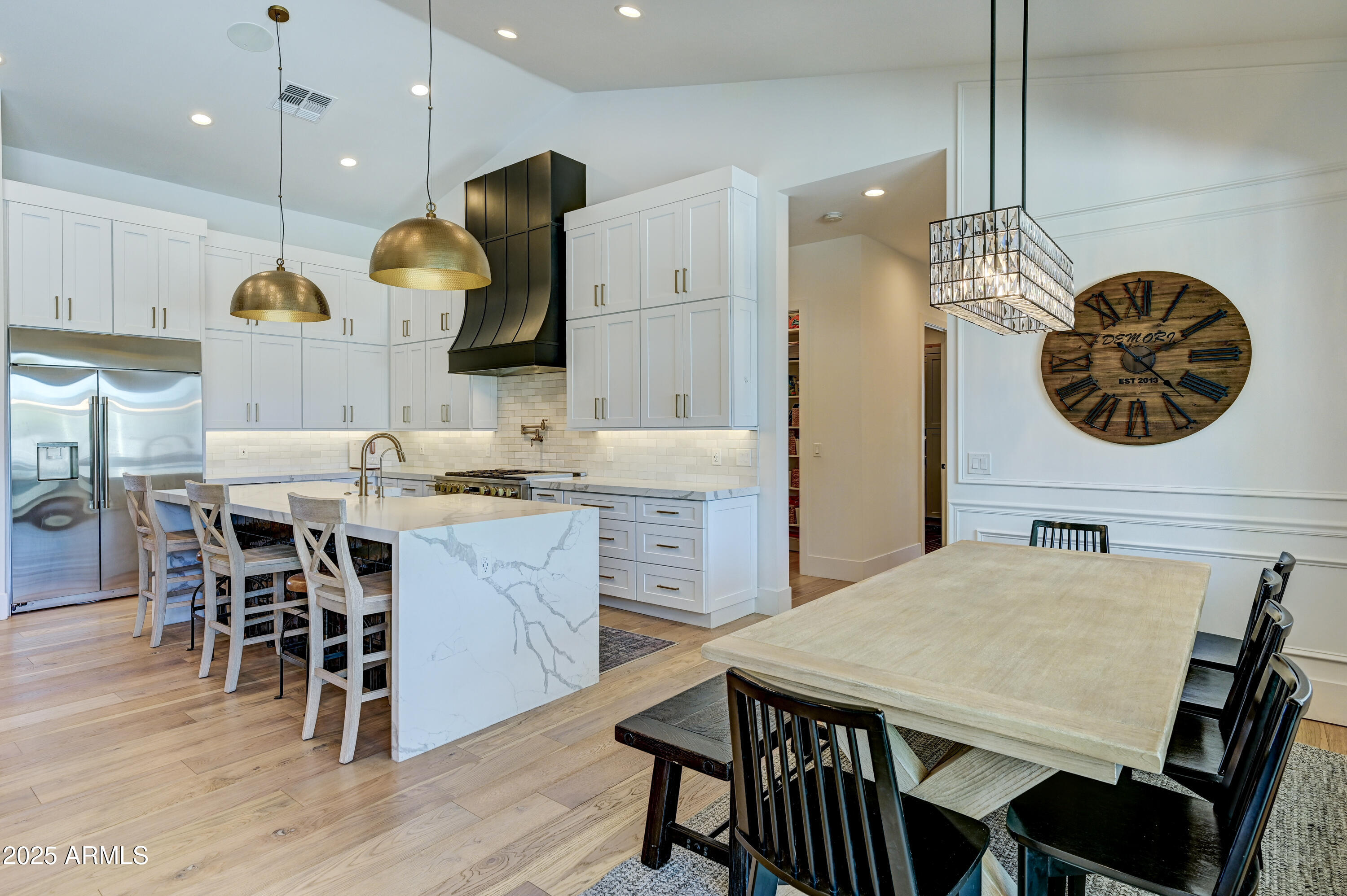 AVANT 1 UNIT 2 - Residential