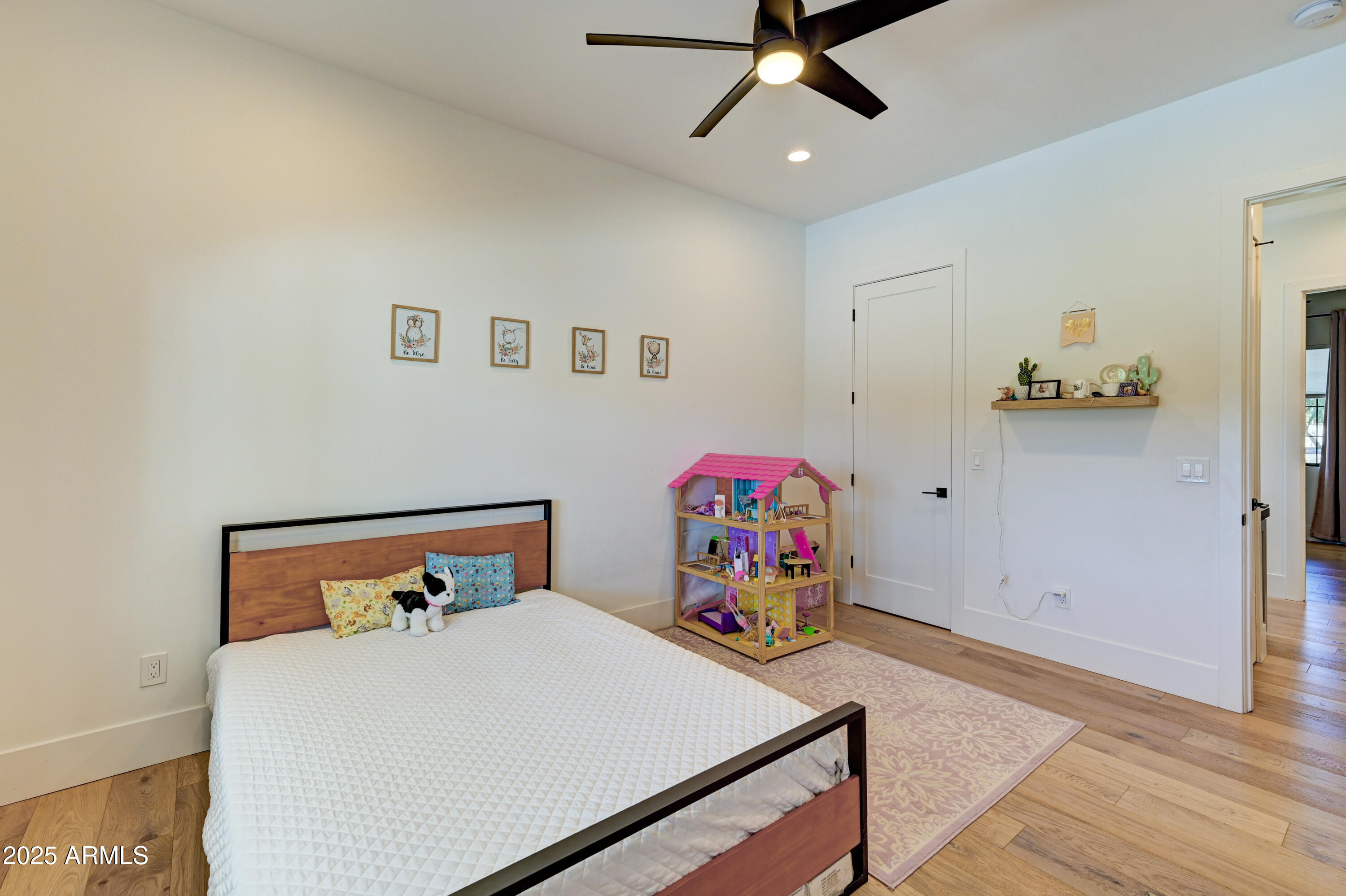 AVANT 1 UNIT 2 - Residential