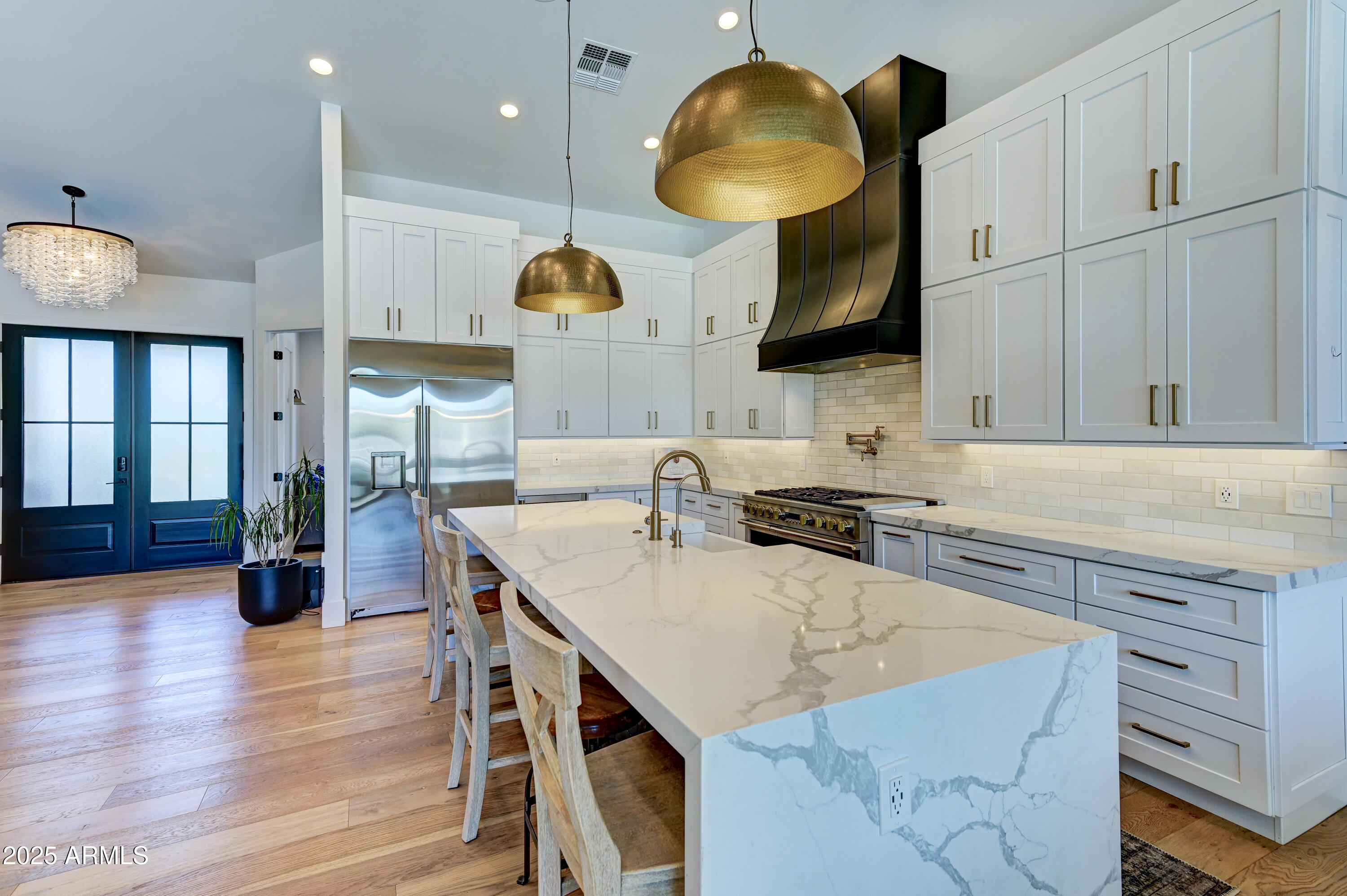 AVANT 1 UNIT 2 - Residential